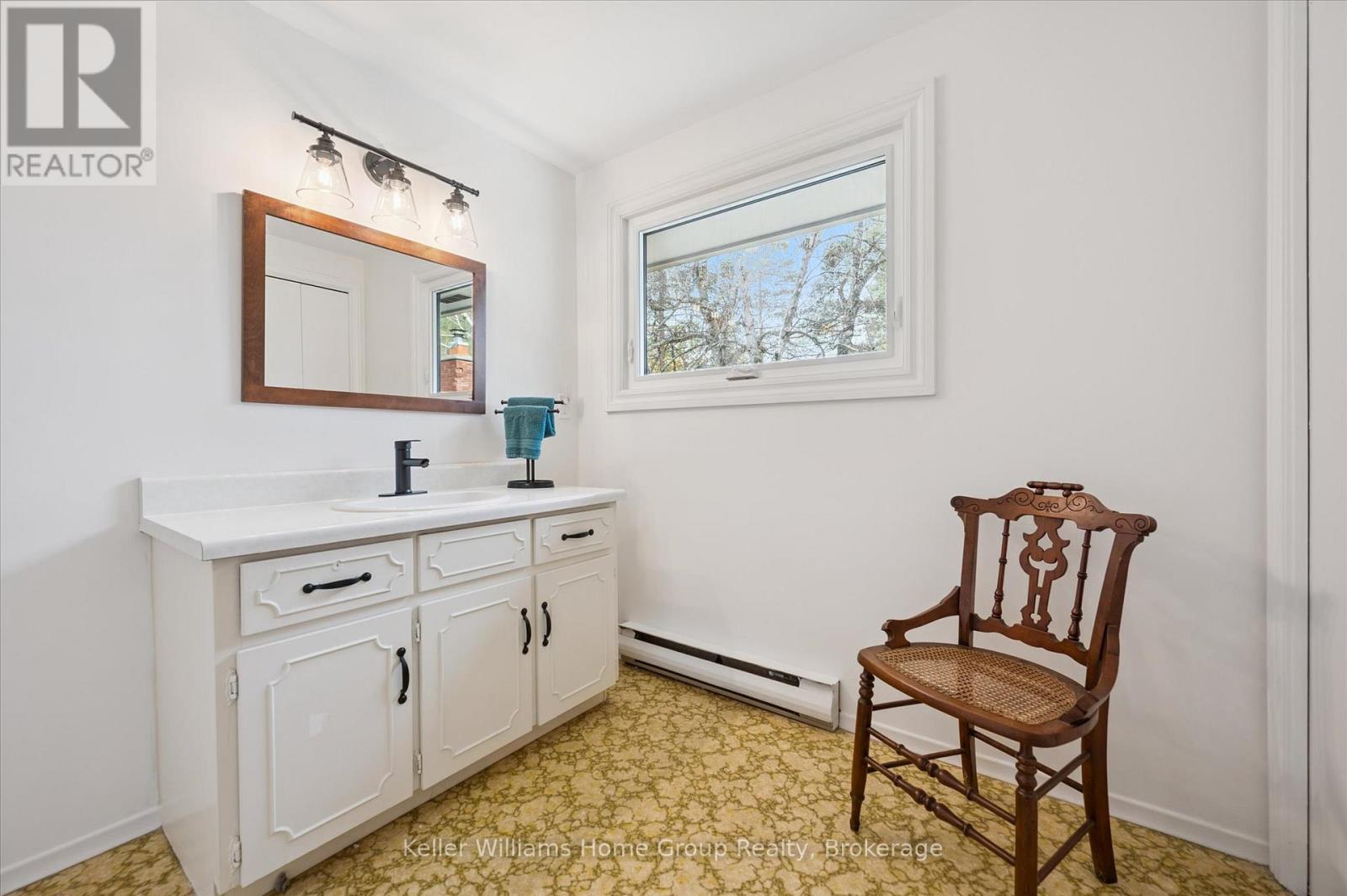 7828 Sixth Line E, Centre Wellington, Ontario  N0B 1S0 - Photo 27 - X12941480