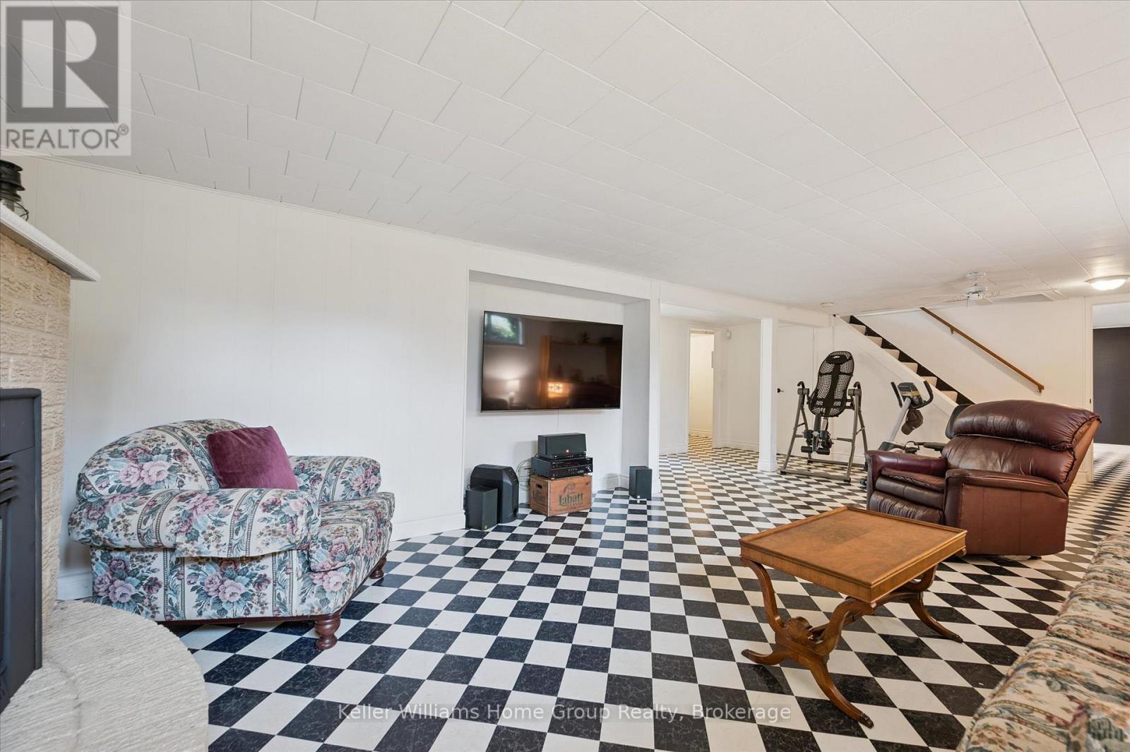 7828 Sixth Line E, Centre Wellington, Ontario  N0B 1S0 - Photo 33 - X12941480