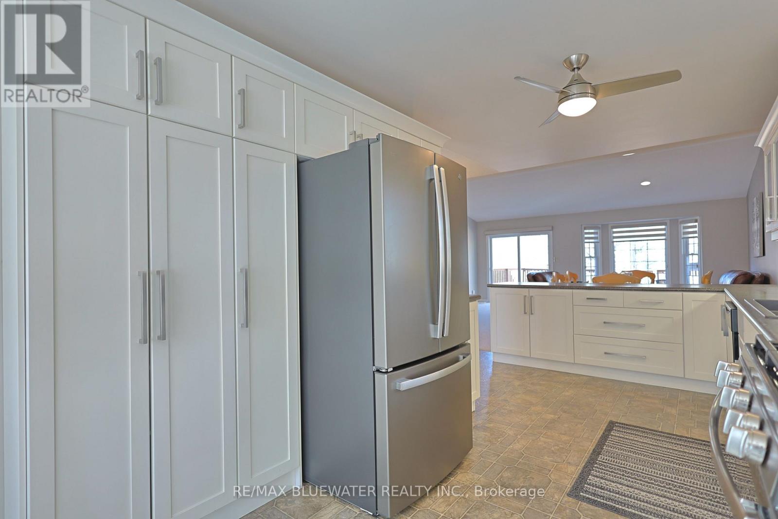 8 - 9826 Northville Crescent, Lambton Shores, Ontario  N0M 2N0 - Photo 16 - X12861312