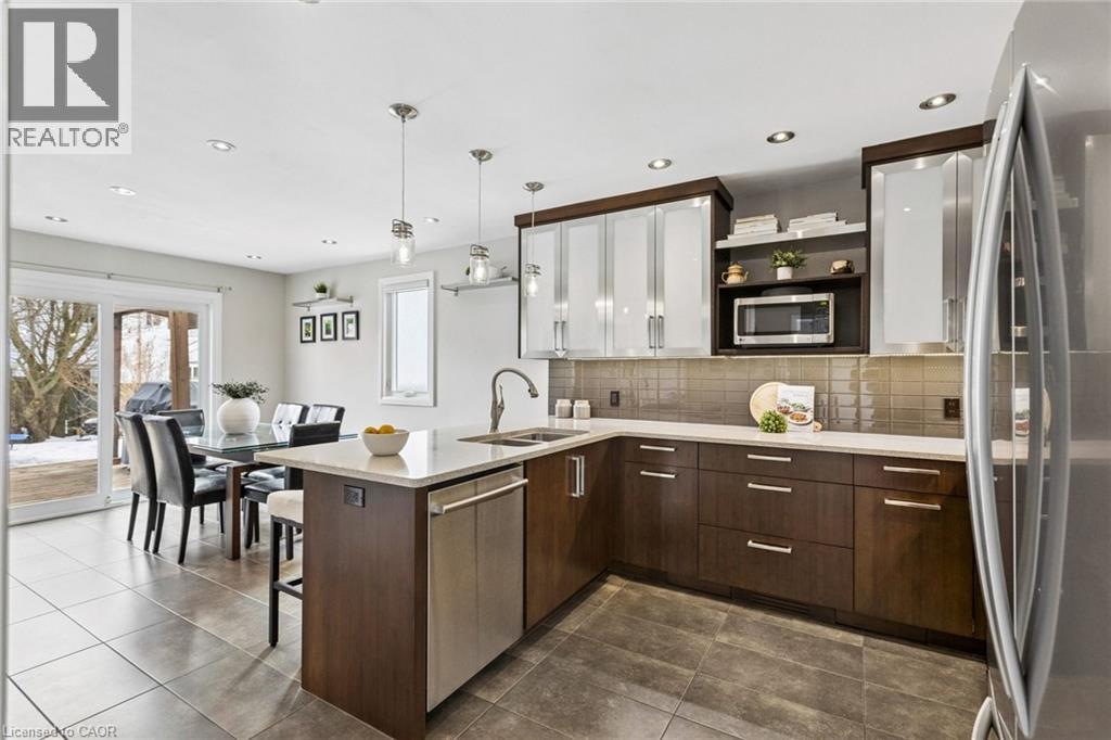 31 Cedar Crest Street, Kitchener, Ontario  N2N 1Y4 - Photo 8 - 40808977