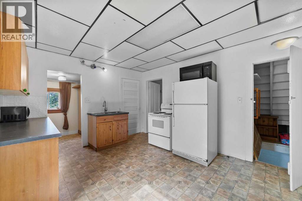 4928 51 Street, Hardisty, Alberta  T0B 1V0 - Photo 12 - A2238869