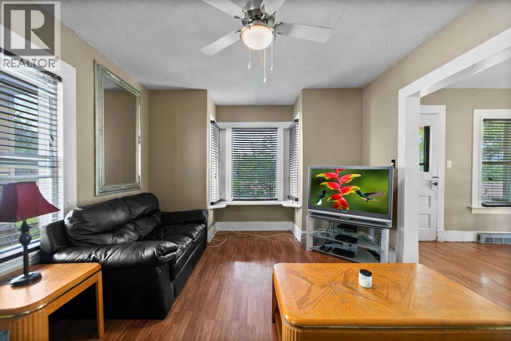 4928 51 Street, Hardisty, Alberta  T0B 1V0 - Photo 18 - A2238869