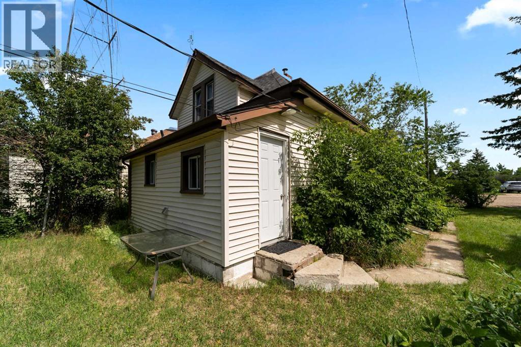 4928 51 Street, Hardisty, Alberta  T0B 1V0 - Photo 35 - A2238869