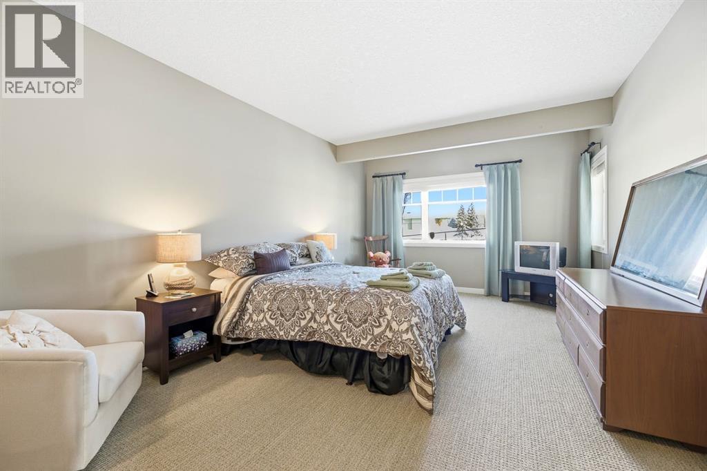 4 Bridle Estates Road SW, Calgary, Alberta  T2Y 5A8 - Photo 35 - A2287371