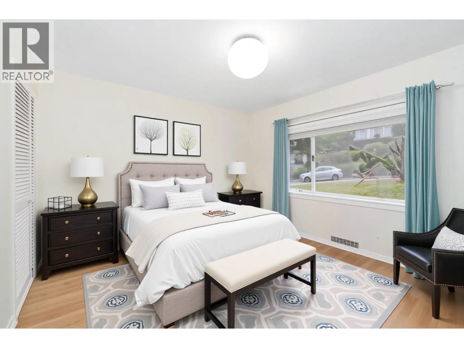 4037 Nithsdale Street, Burnaby, British Columbia  V5G 1P5 - Photo 13 - R3105254