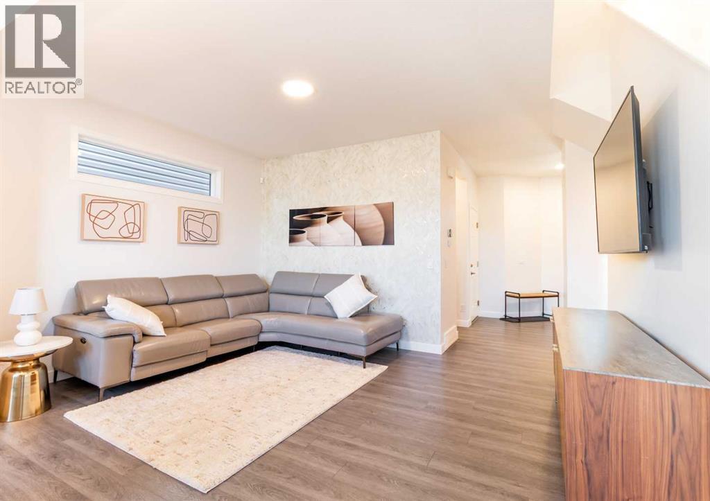 319 Belmont Heath SW, Calgary, Alberta  T2X 4N3 - Photo 4 - A2295680