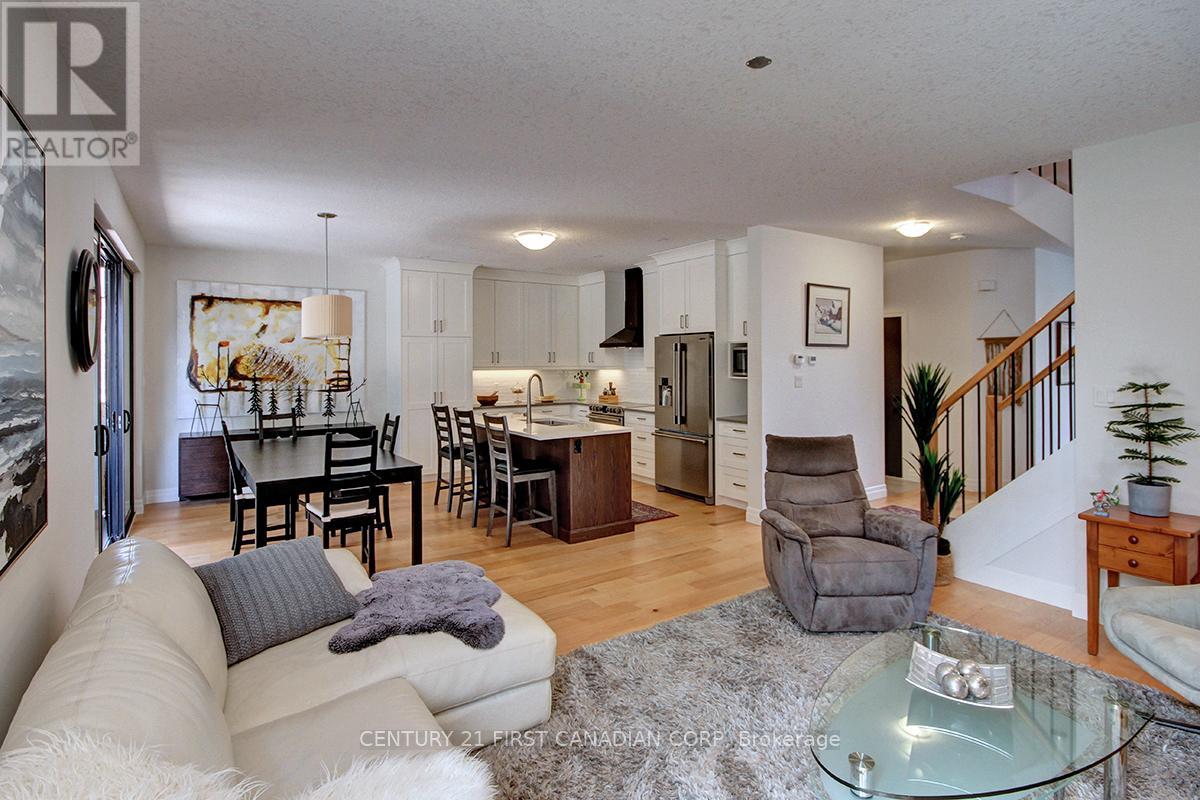 2113 Linkway Boulevard, London South, Ontario  N6K 0K8 - Photo 10 - X12941456