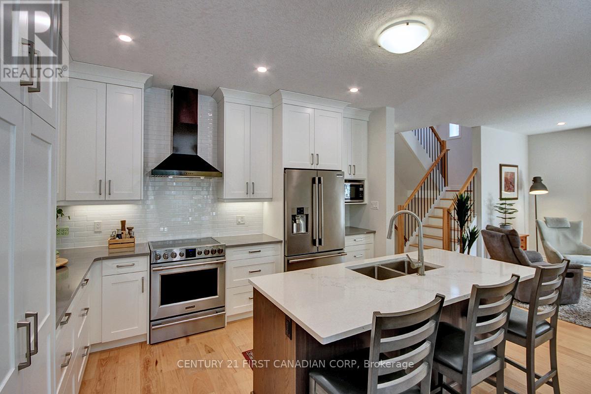 2113 Linkway Boulevard, London South, Ontario  N6K 0K8 - Photo 14 - X12941456