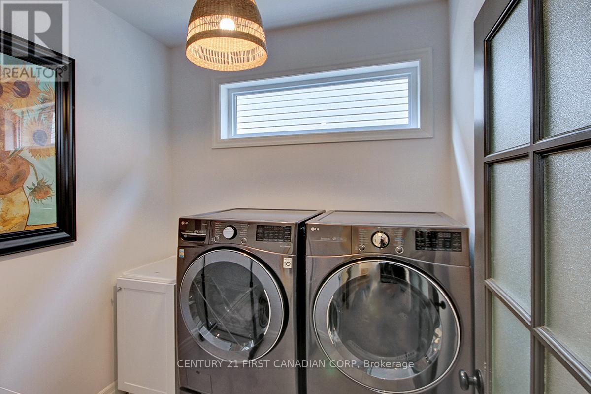 2113 Linkway Boulevard, London South, Ontario  N6K 0K8 - Photo 18 - X12941456