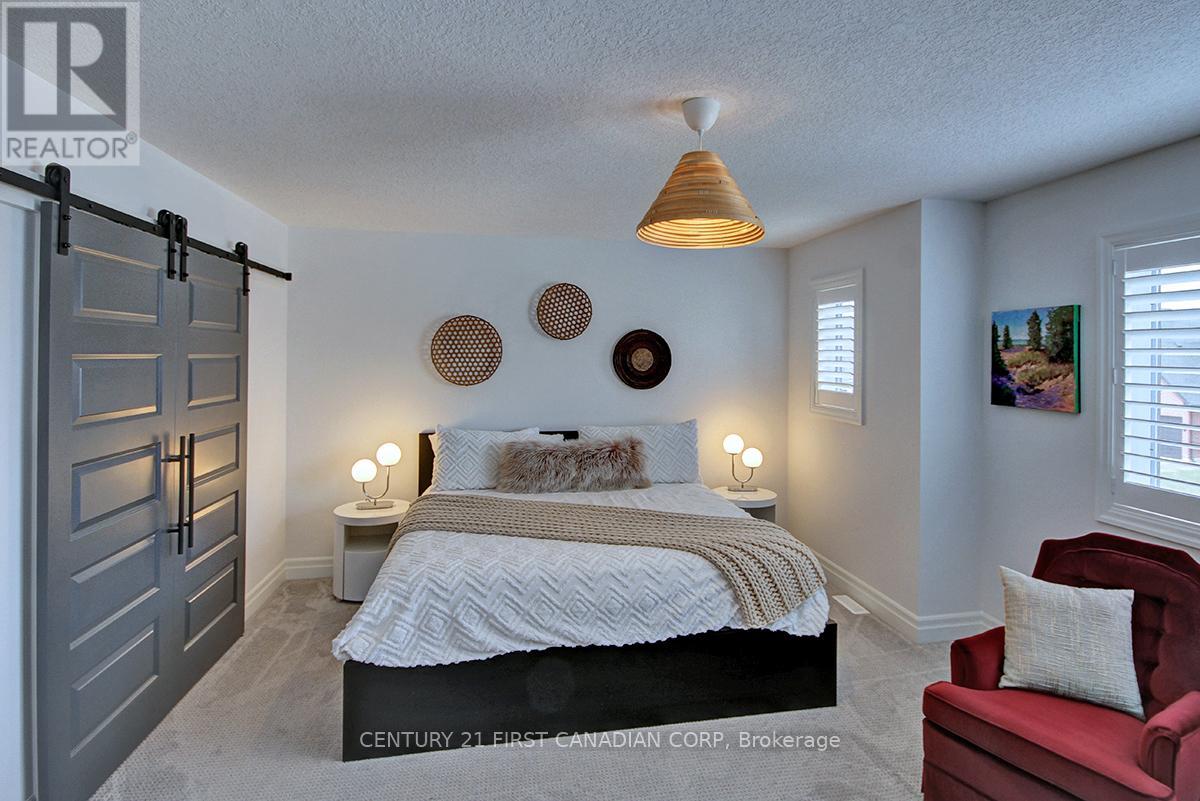 2113 Linkway Boulevard, London South, Ontario  N6K 0K8 - Photo 25 - X12941456