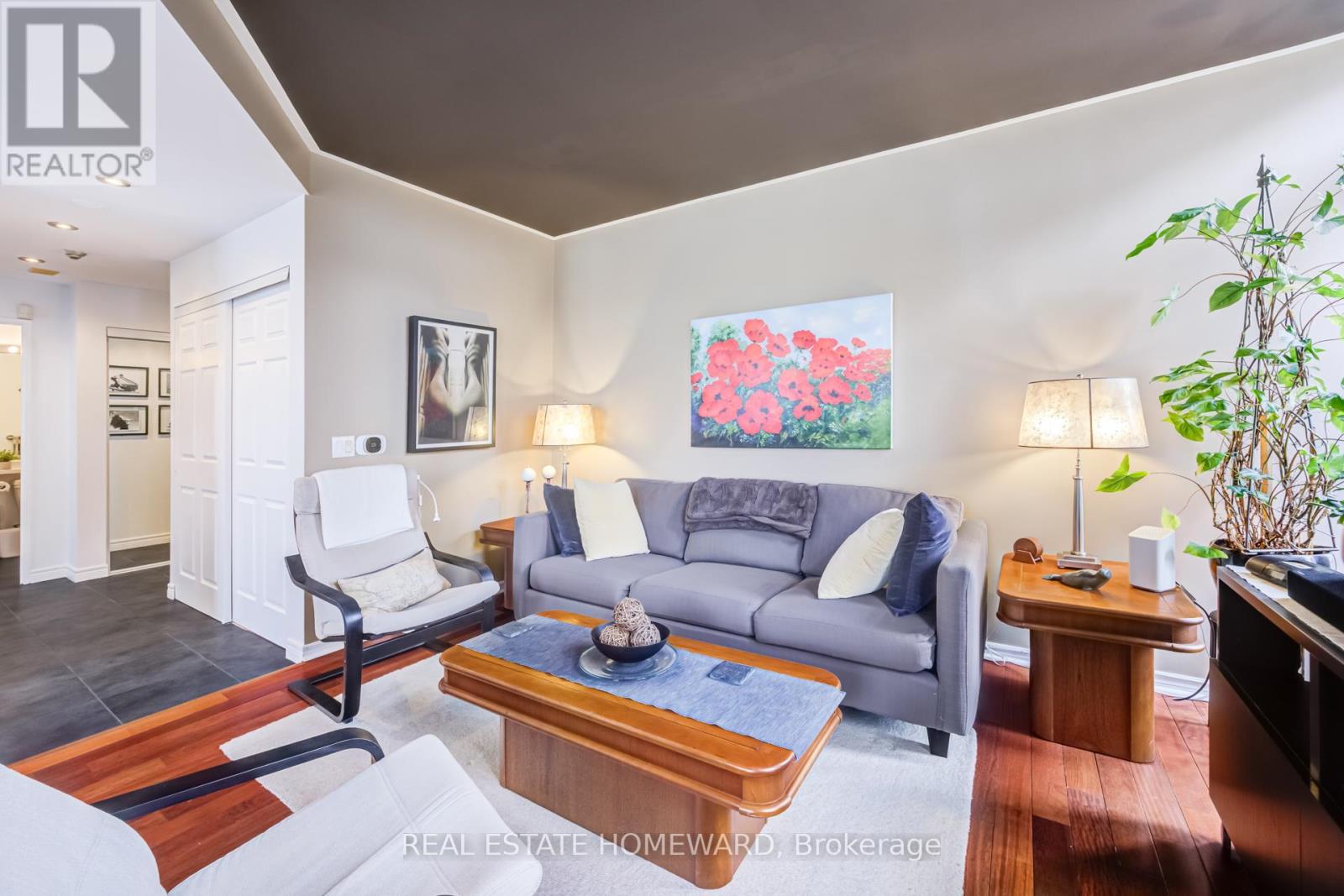 702 - 135 Maitland Street, Toronto, Ontario  M4Y 1E5 - Photo 15 - C12941344