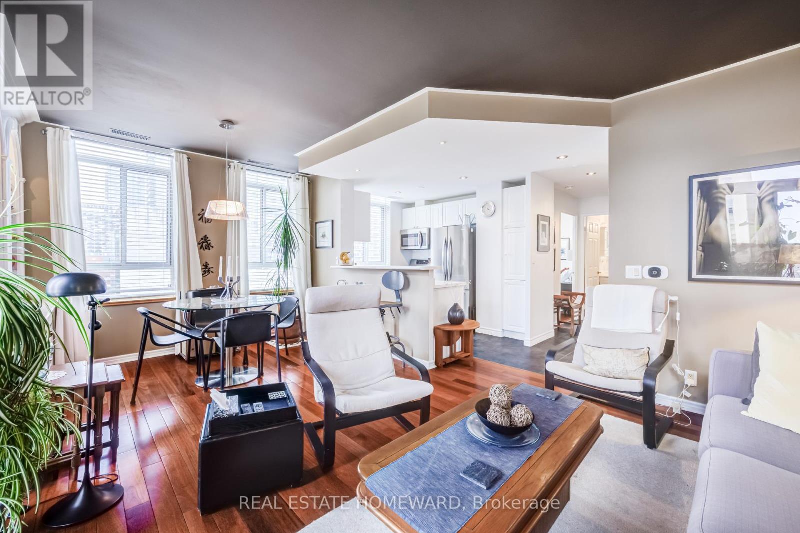 702 - 135 Maitland Street, Toronto, Ontario  M4Y 1E5 - Photo 16 - C12941344