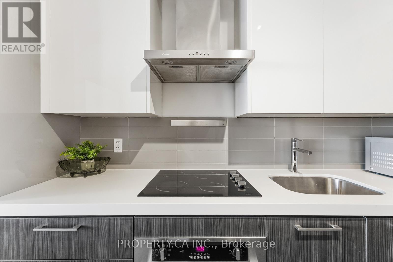 623 - 560 King Street W, Toronto, Ontario  M5V 1M3 - Photo 7 - C12941384