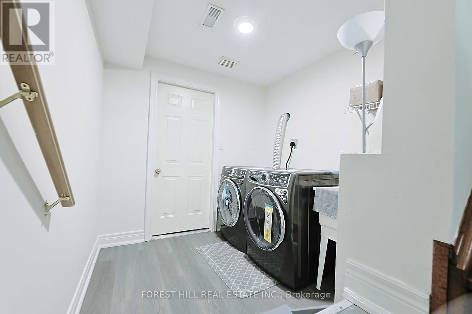 Bsmt - 61 Fairchild Ave Avenue, Toronto, Ontario  M2M 1T8 - Photo 10 - C12941410