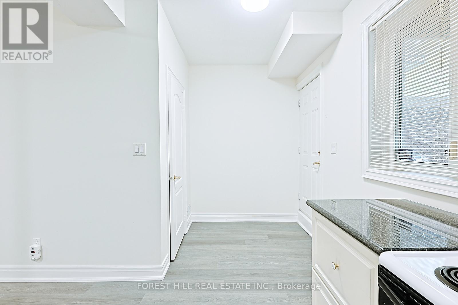 Bsmt - 61 Fairchild Ave Avenue, Toronto, Ontario  M2M 1T8 - Photo 9 - C12941410