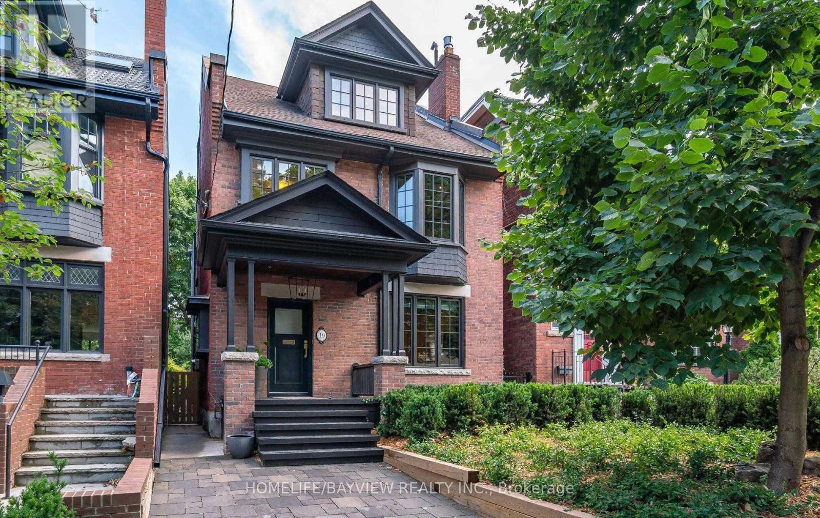 19 GORMLEY AVENUE, Toronto, Ontario