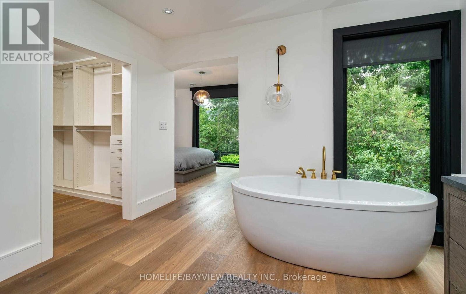 19 Gormley Avenue, Toronto, Ontario  M4V 1Y9 - Photo 12 - C12941420