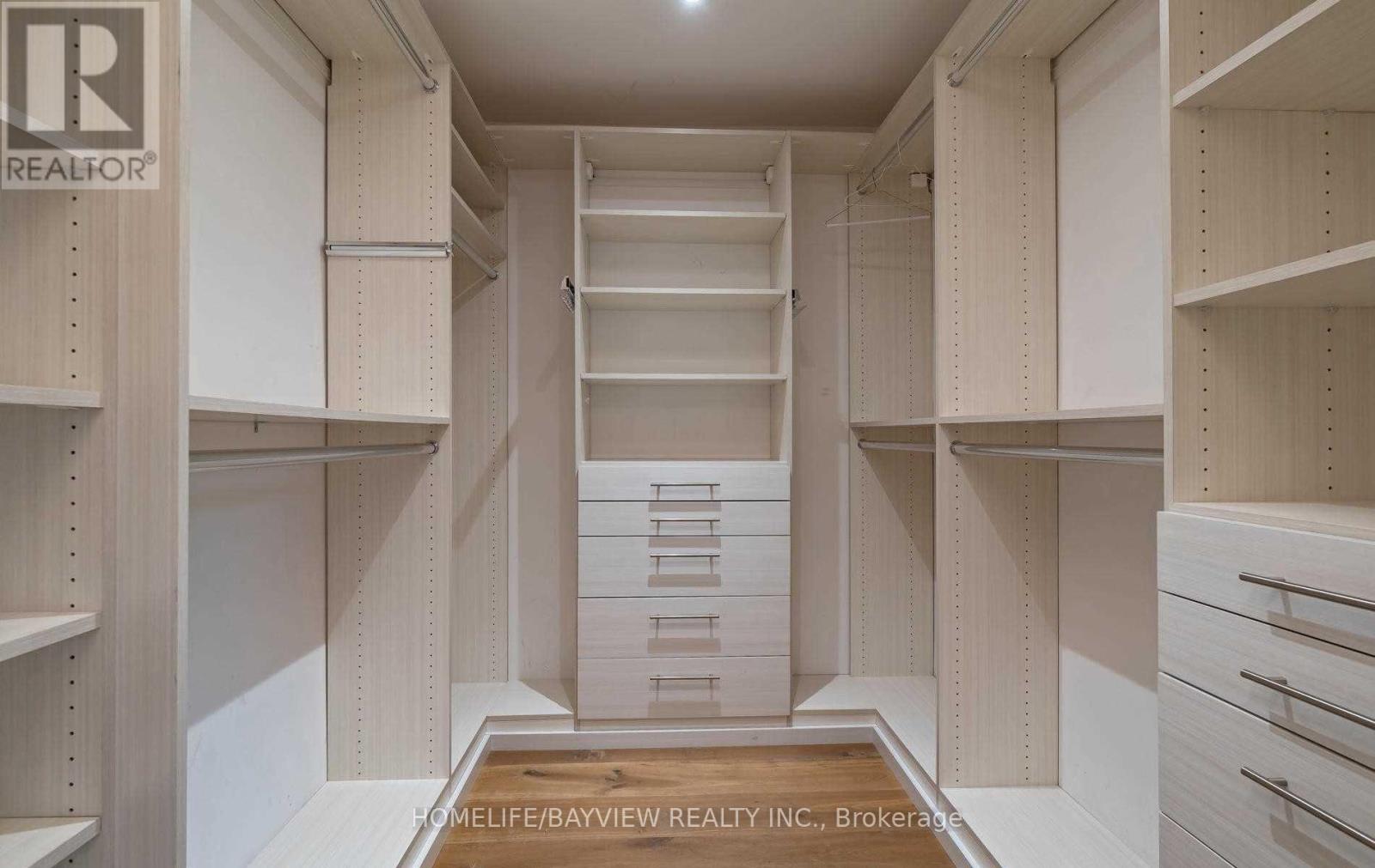 19 Gormley Avenue, Toronto, Ontario  M4V 1Y9 - Photo 13 - C12941420