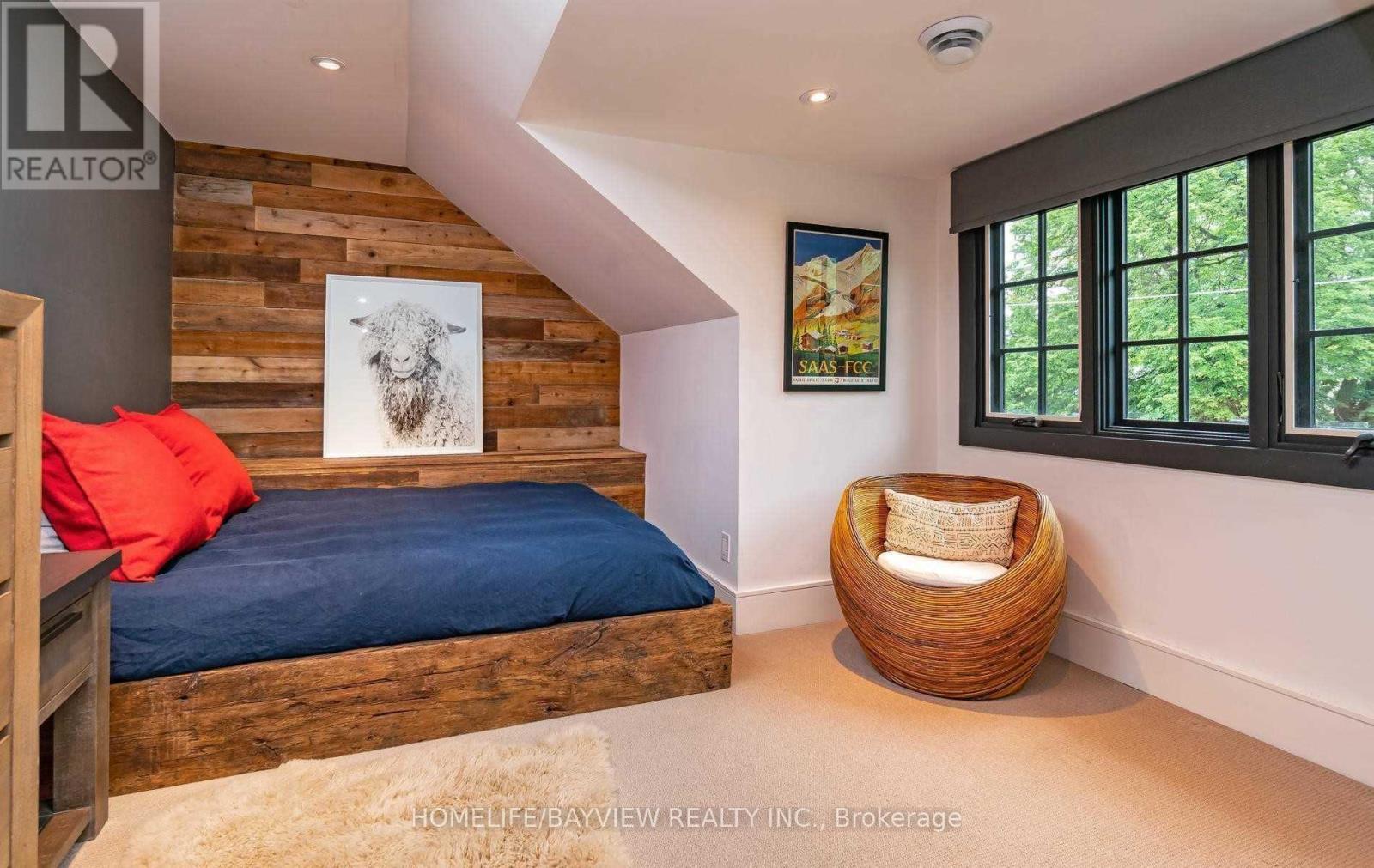 19 Gormley Avenue, Toronto, Ontario  M4V 1Y9 - Photo 17 - C12941420