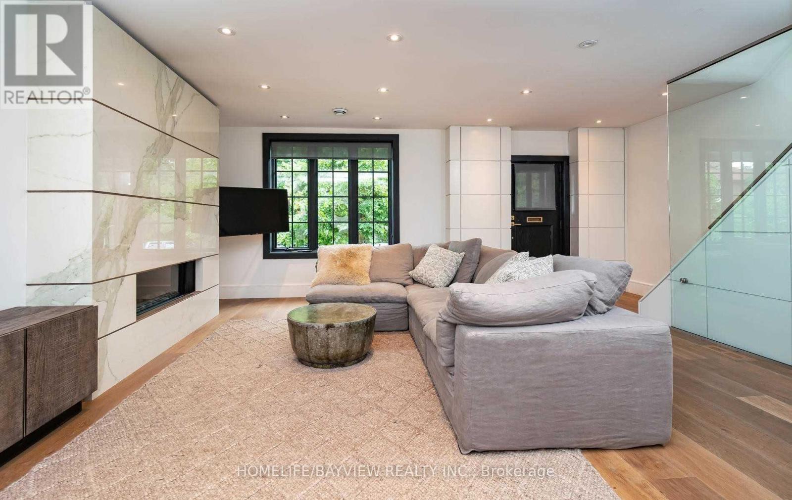 19 Gormley Avenue, Toronto, Ontario  M4V 1Y9 - Photo 3 - C12941420