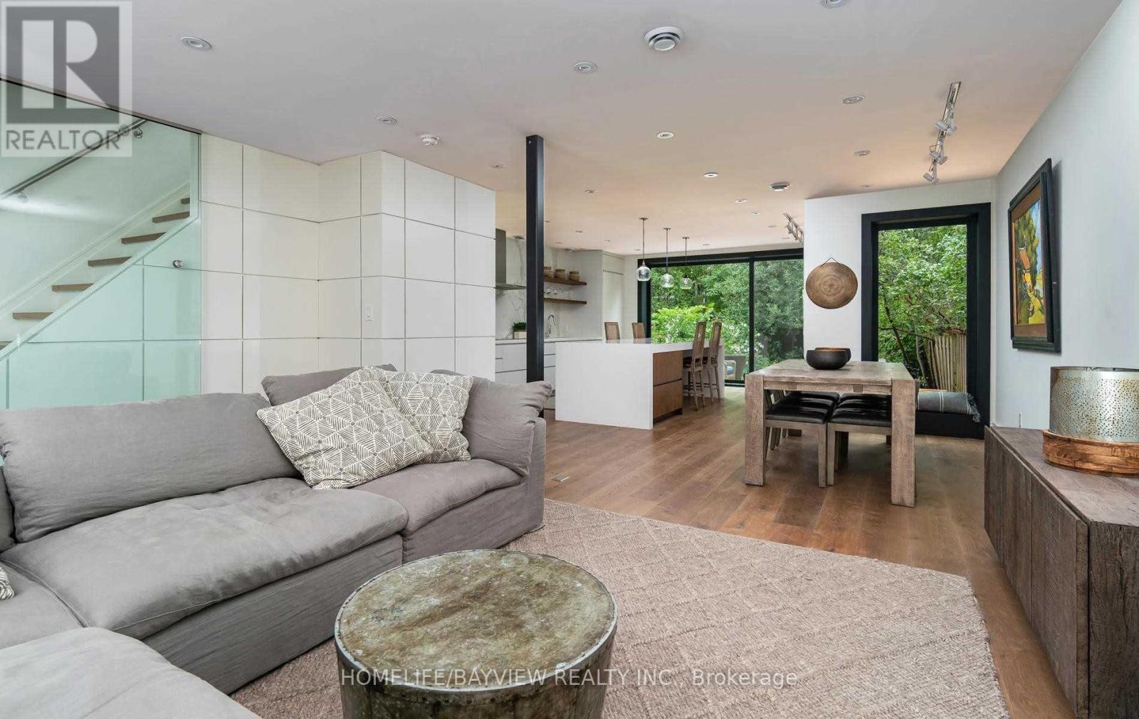 19 Gormley Avenue, Toronto, Ontario  M4V 1Y9 - Photo 4 - C12941420