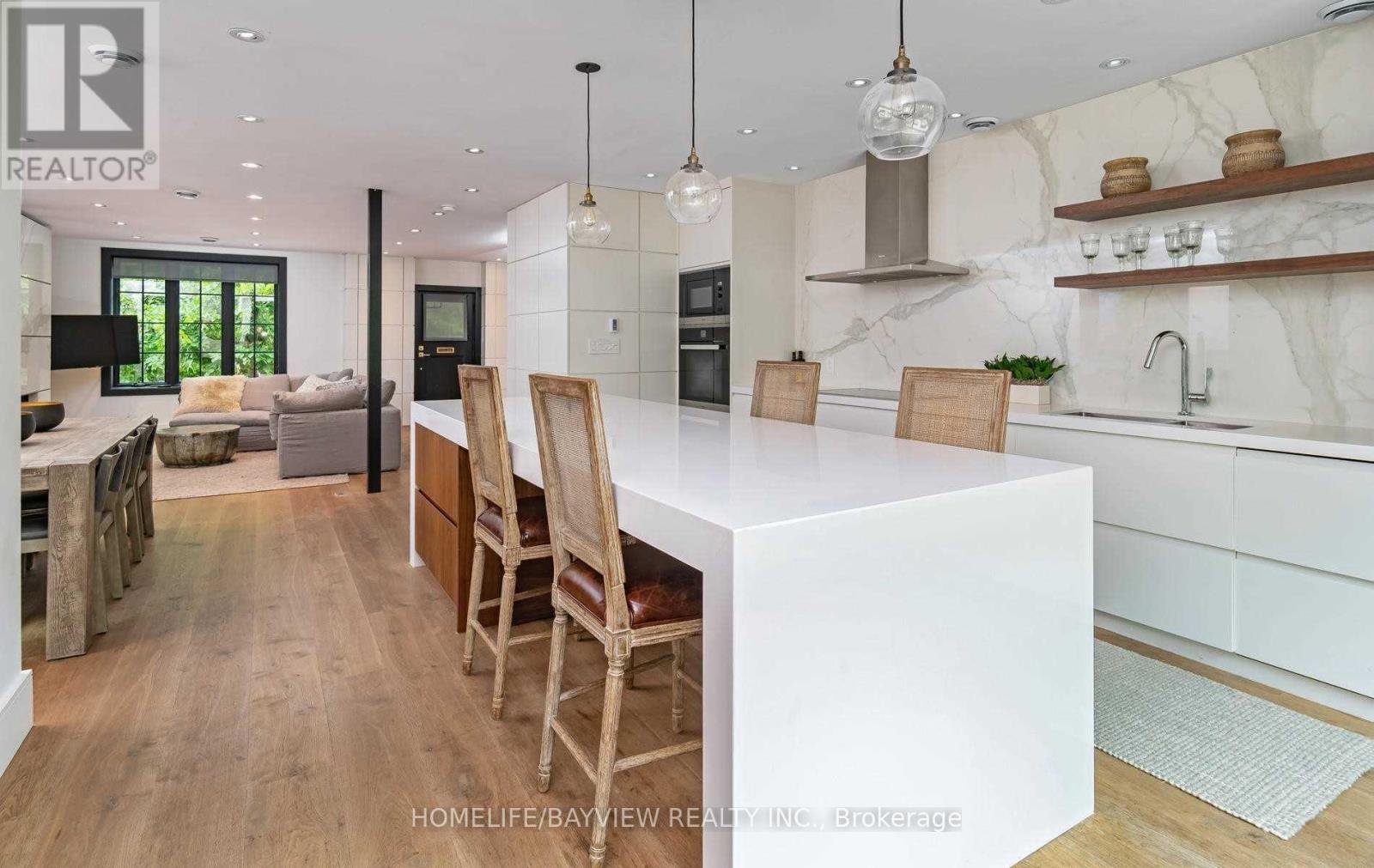 19 Gormley Avenue, Toronto, Ontario  M4V 1Y9 - Photo 8 - C12941420