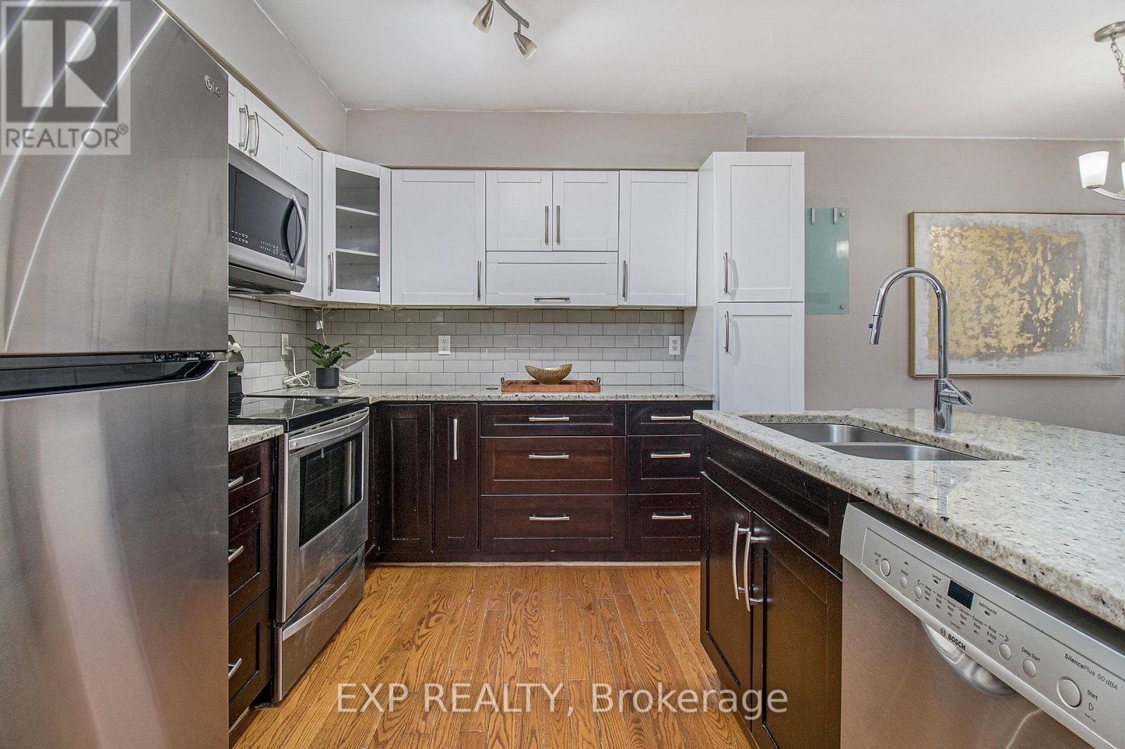 1310 Halton Terrace, Ottawa, Ontario  K2K 3K6 - Photo 9 - X12941338