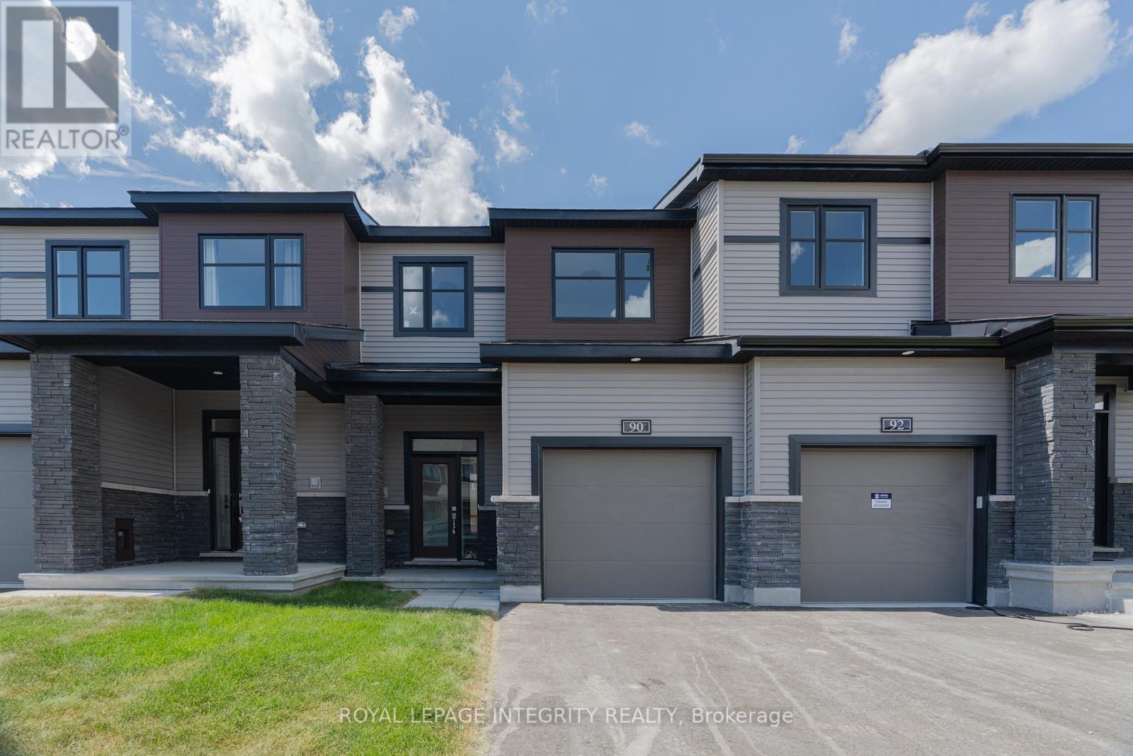 90 OSLER STREET, Ottawa, Ontario