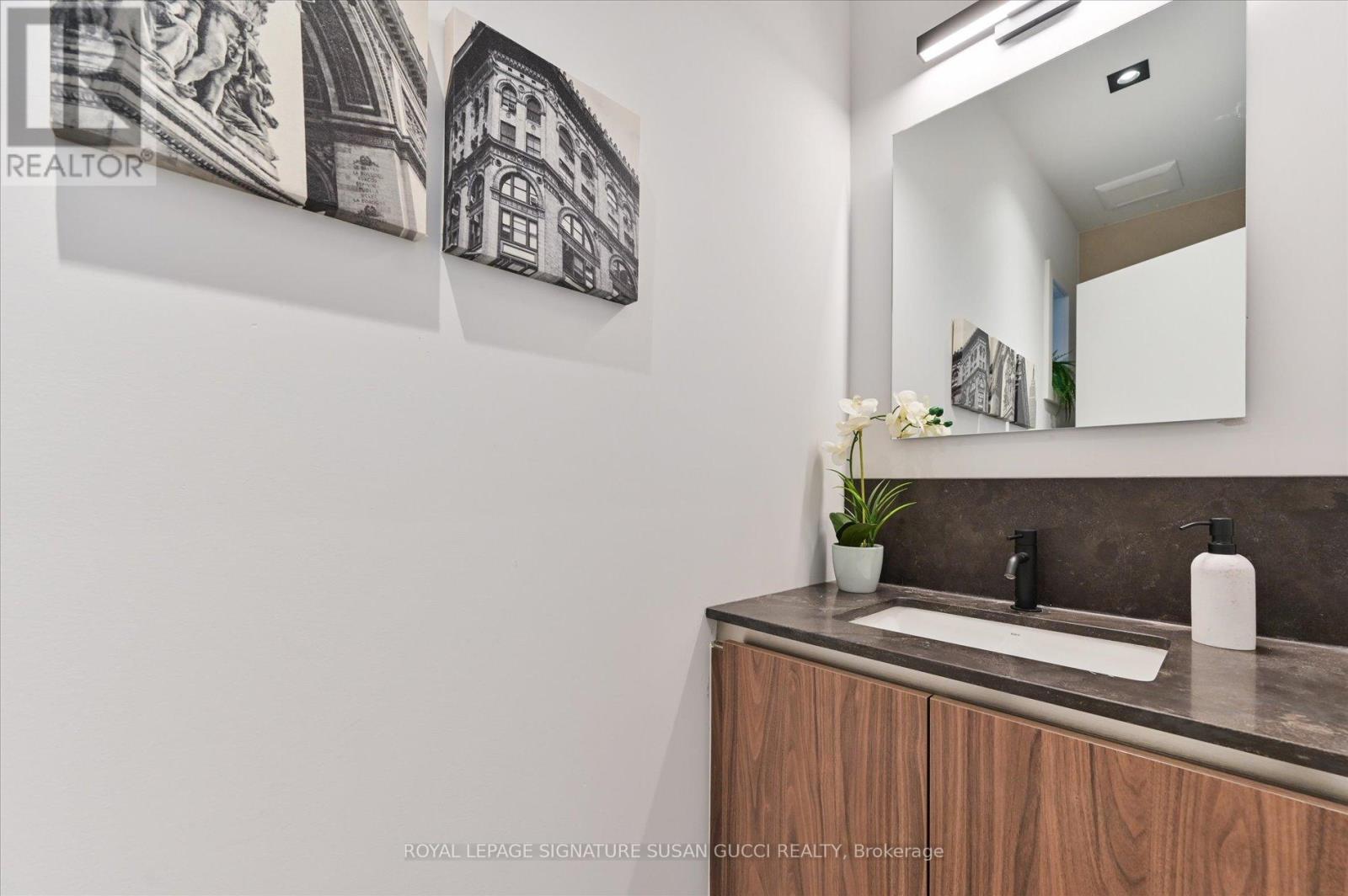 44 Doris Drive, Toronto, Ontario  M4B 3C9 - Photo 14 - E12941348