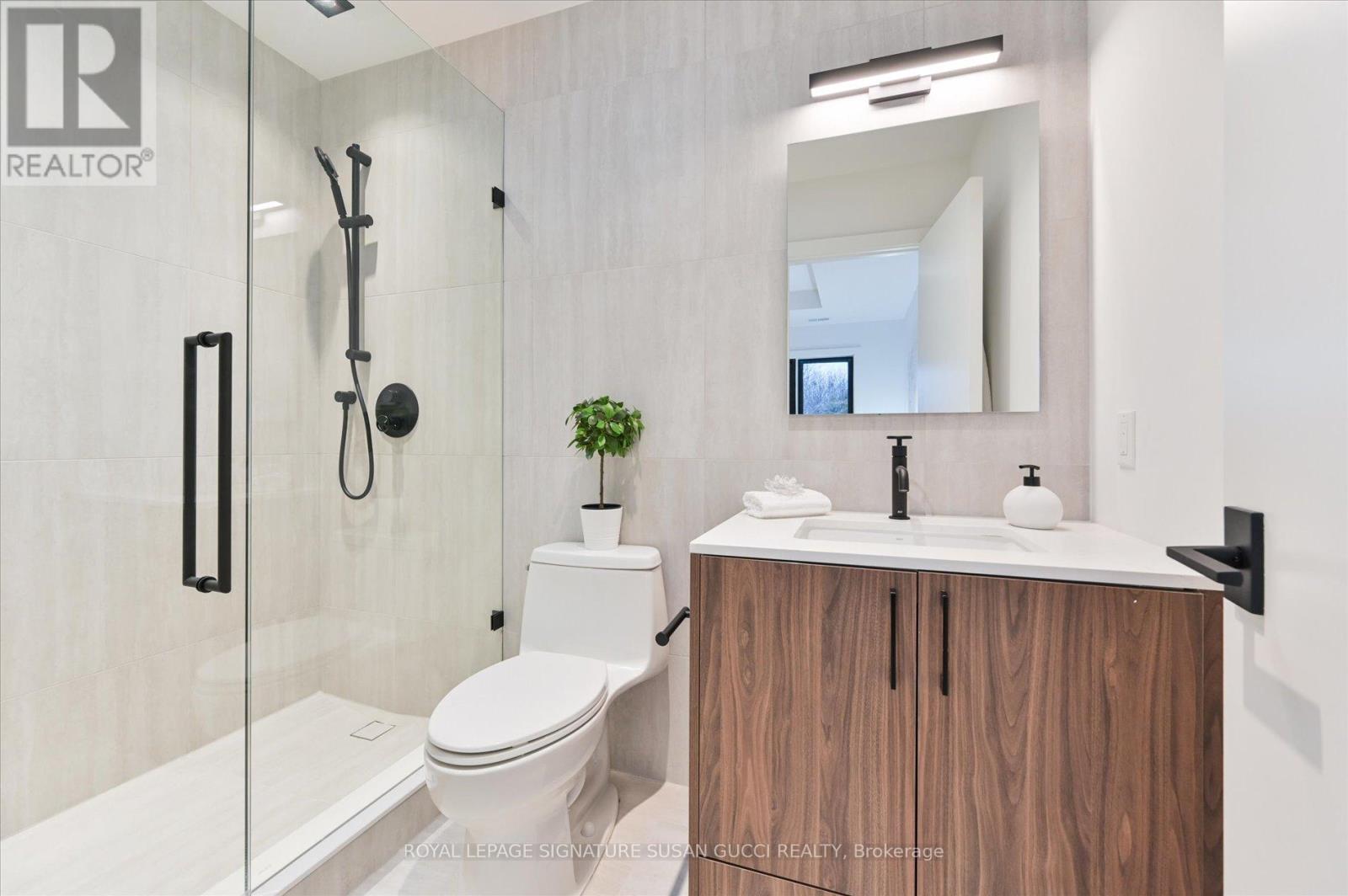 44 Doris Drive, Toronto, Ontario  M4B 3C9 - Photo 27 - E12941348