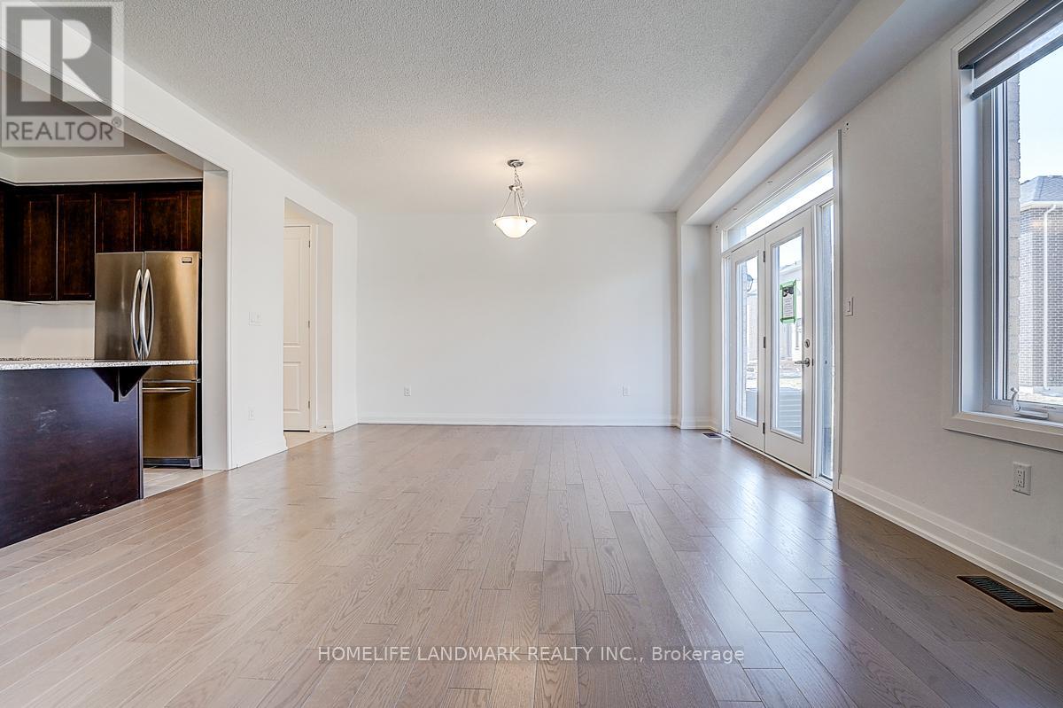 1404 Mockingbird Square, Pickering, Ontario  L1X 0N8 - Photo 12 - E12941500