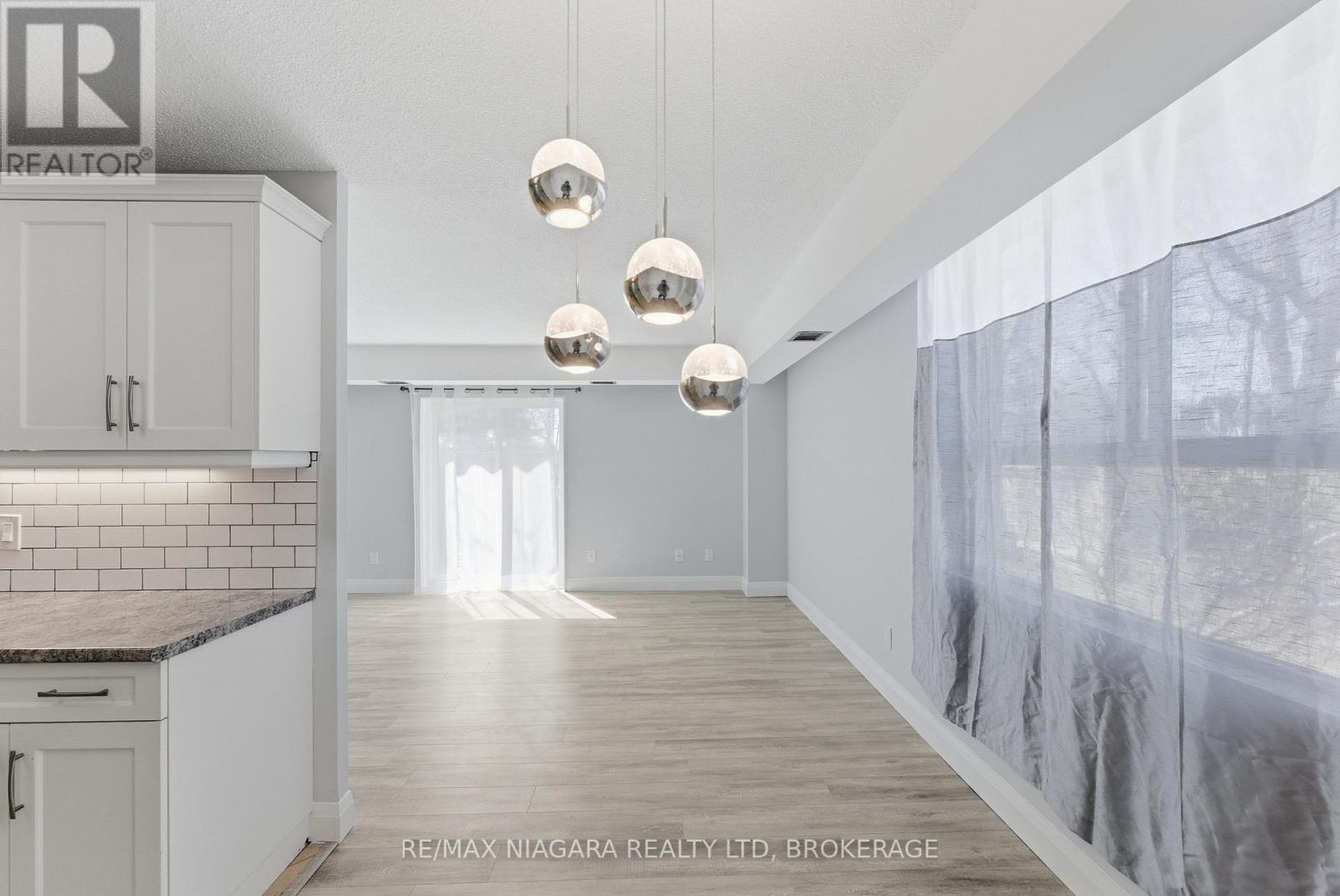 109 - 7 Gale Crescent, St. Catharines, Ontario  L2R 7M8 - Photo 6 - X12941430