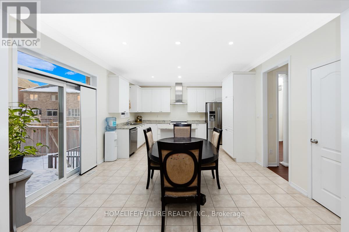 18 Stockell Crescent, Ajax, Ontario  L1T 0M5 - Photo 8 - E12931798