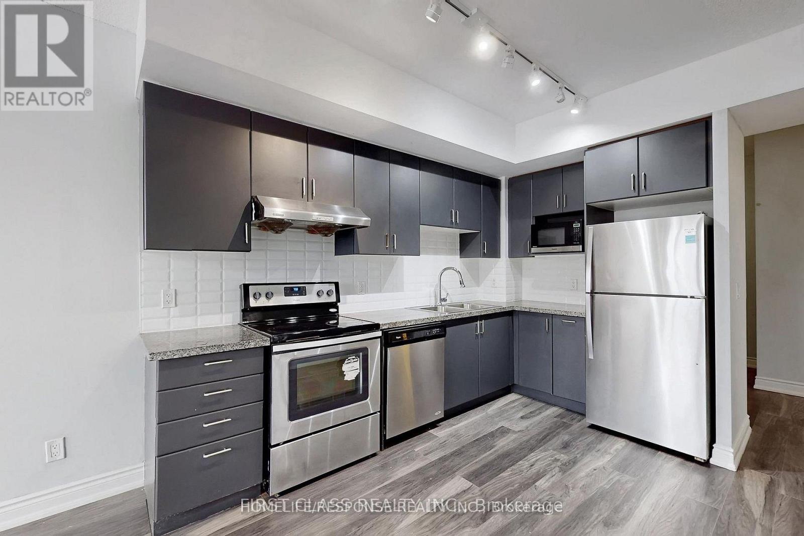 1111 - 38 Cedarland Drive, Markham, Ontario  L6G 0G7 - Photo 7 - N12930666