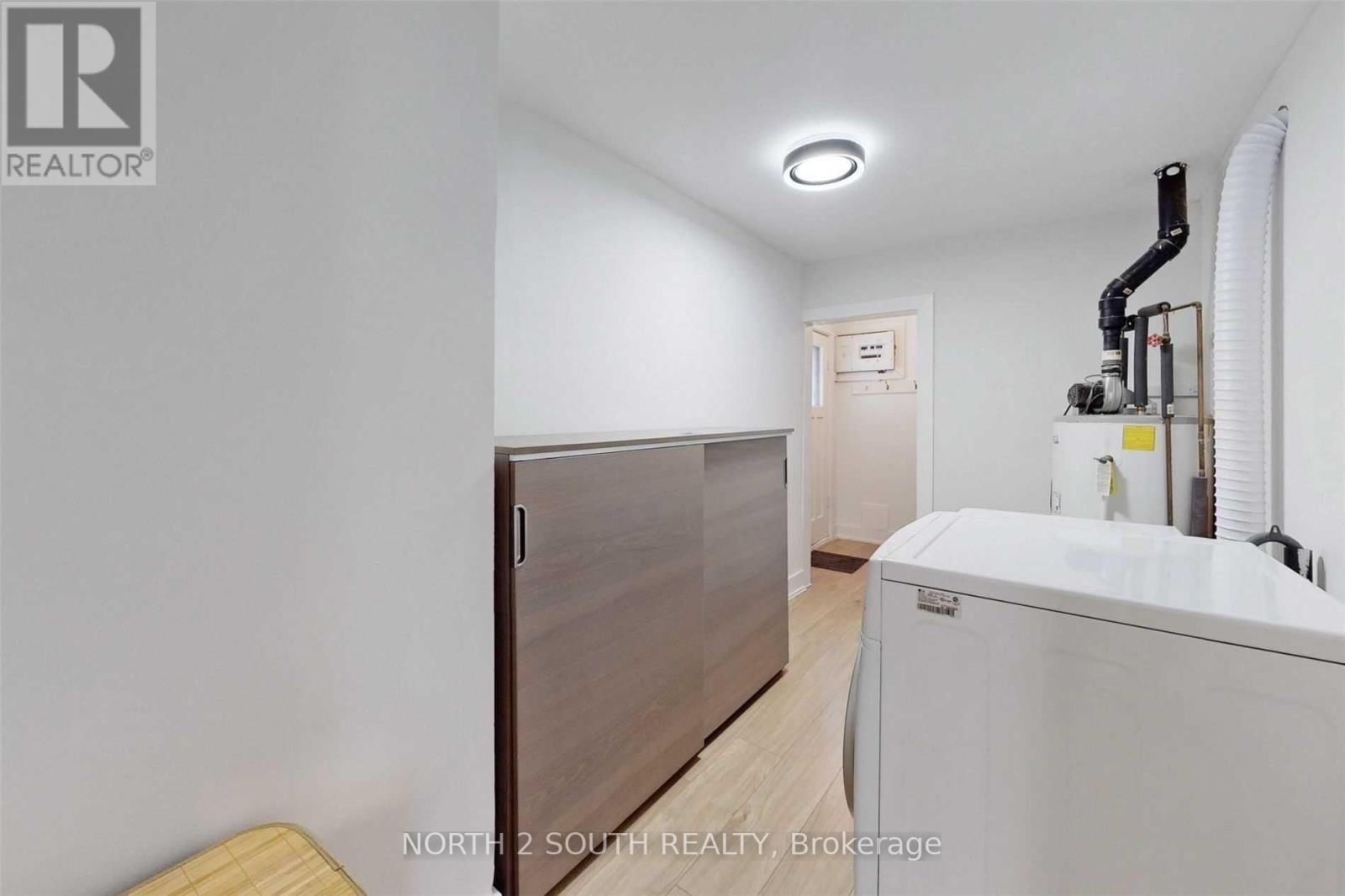 202 Garden Avenue, Georgina, Ontario  L4P 2L4 - Photo 29 - N12941448