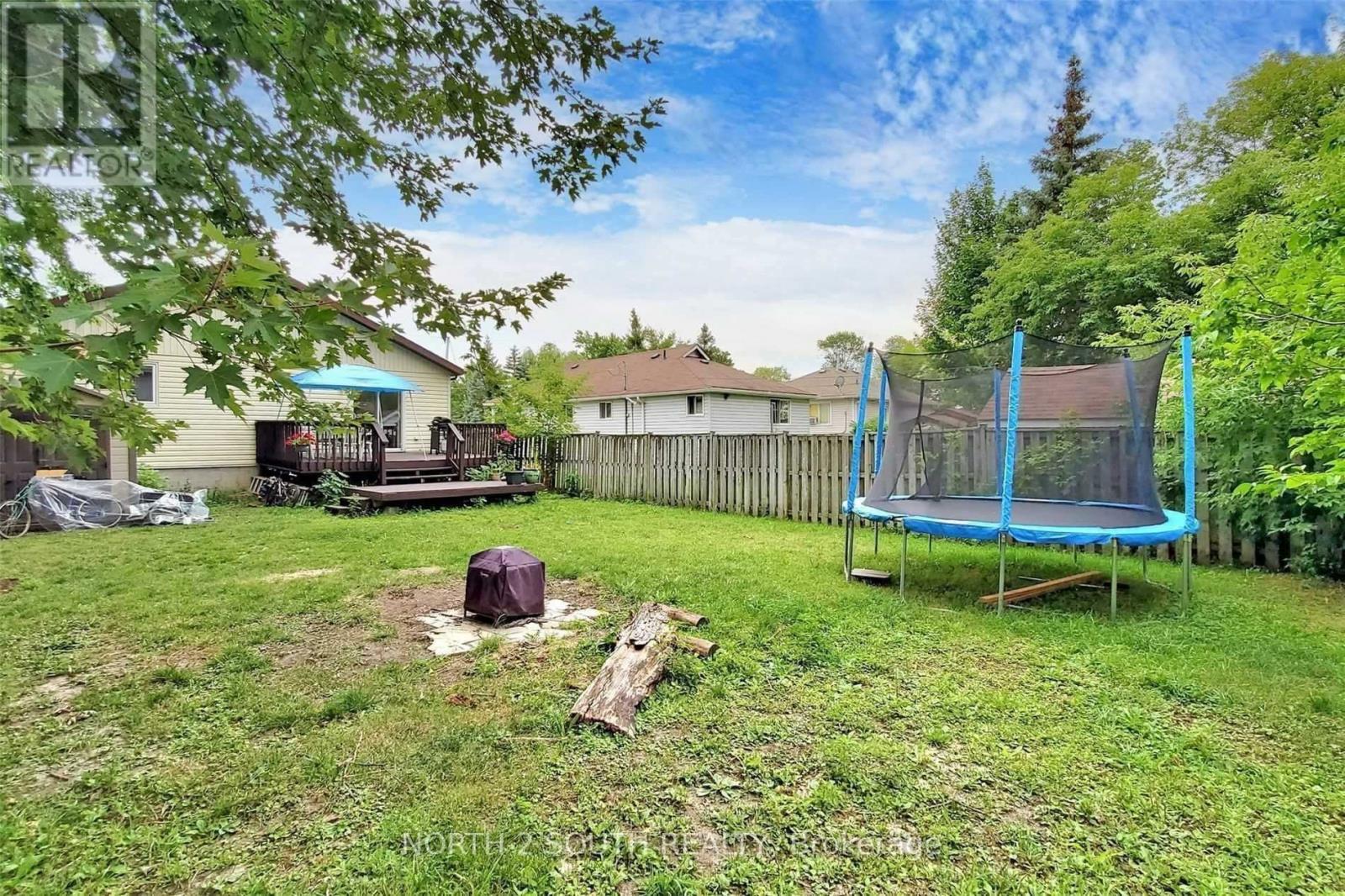 202 Garden Avenue, Georgina, Ontario  L4P 2L4 - Photo 32 - N12941448