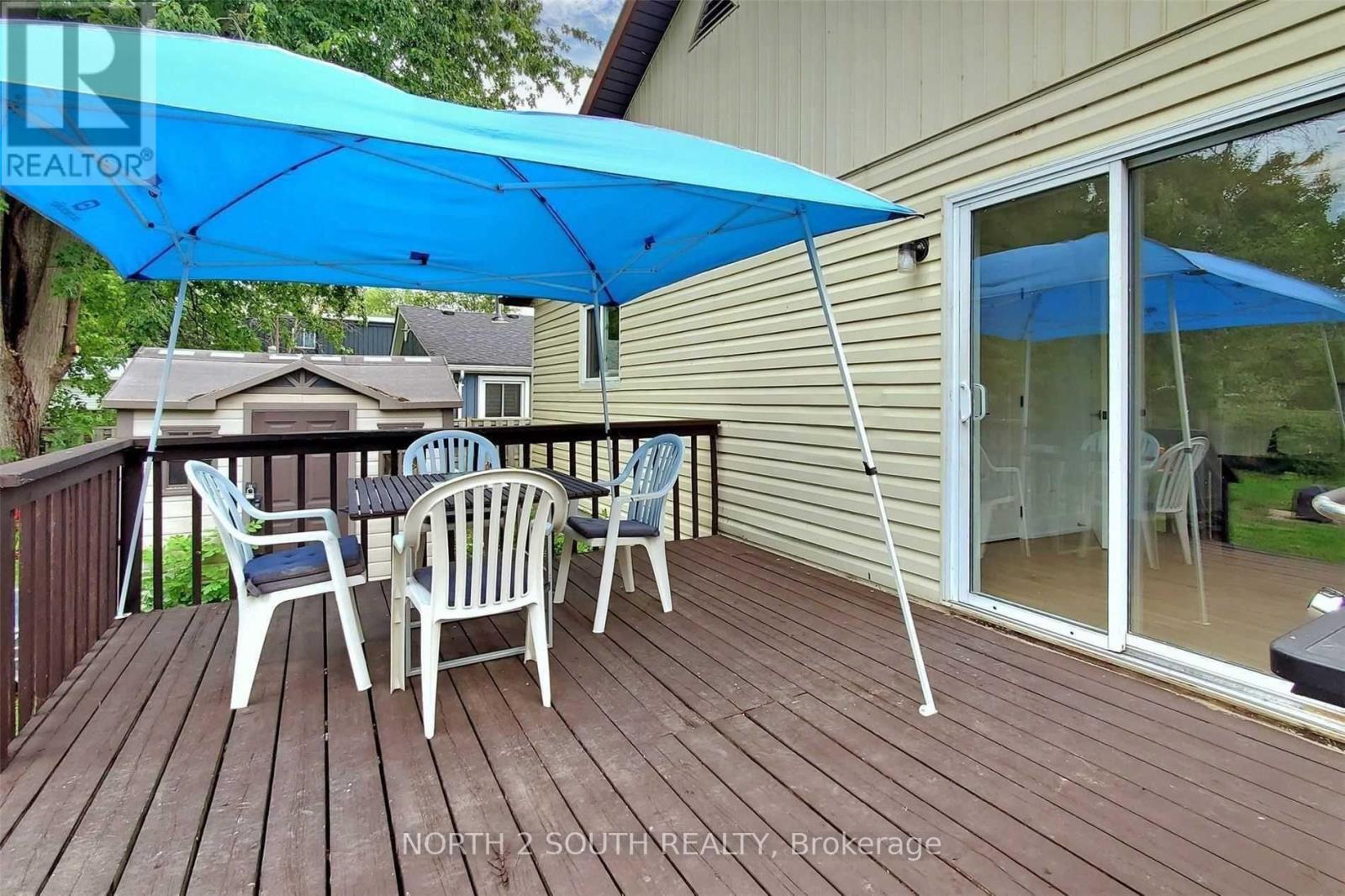 202 Garden Avenue, Georgina, Ontario  L4P 2L4 - Photo 34 - N12941448