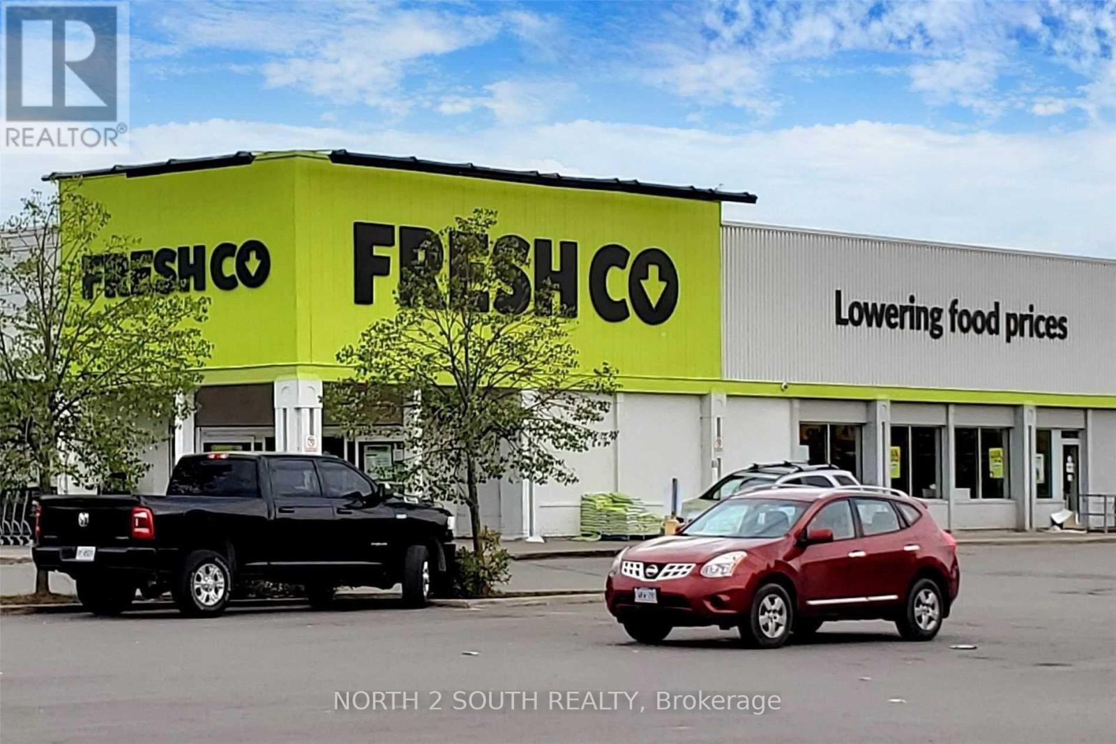 202 Garden Avenue, Georgina, Ontario  L4P 2L4 - Photo 39 - N12941448