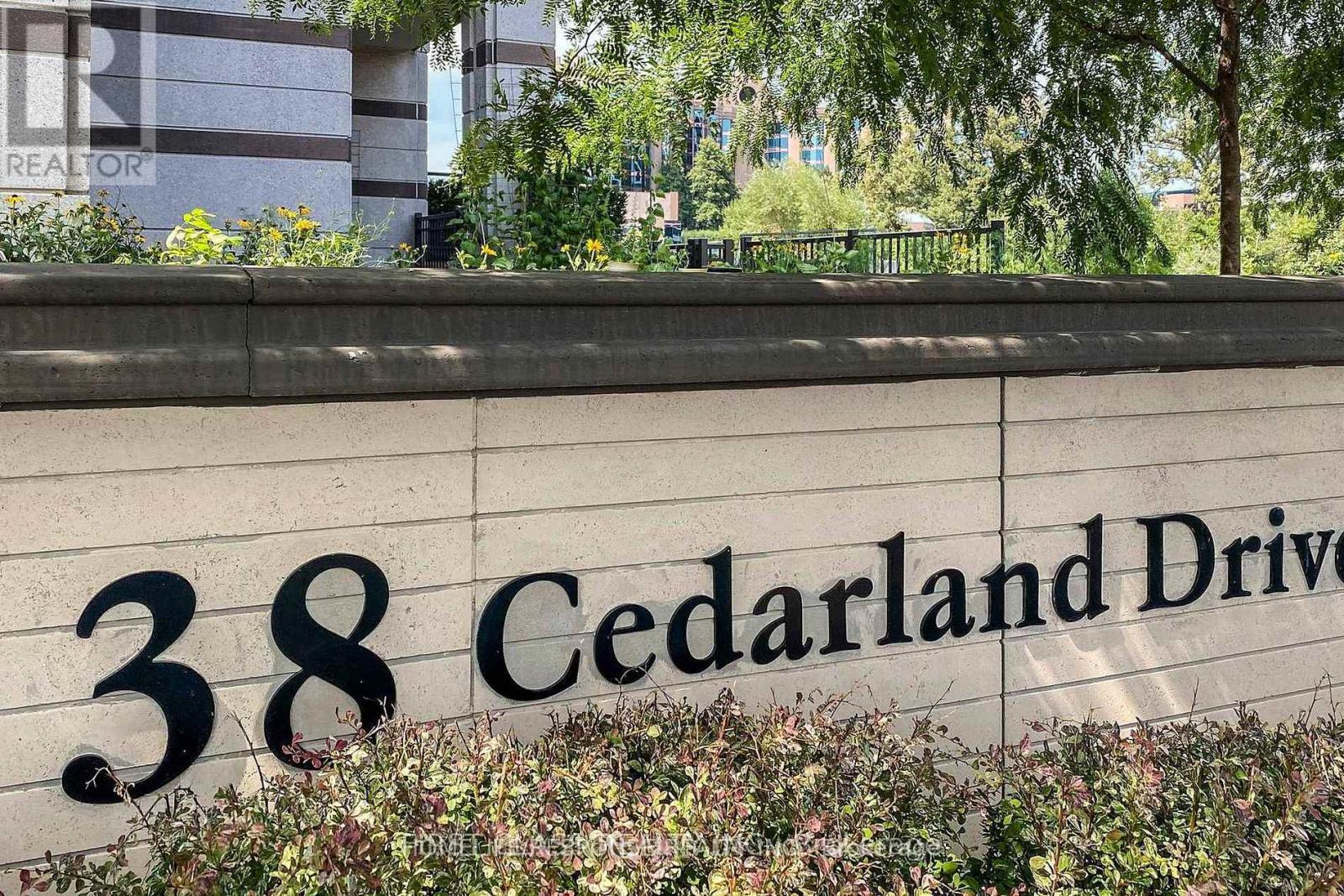 1111 - 38 Cedarland Drive, Markham, Ontario  L6G 0G7 - Photo 2 - N12930666