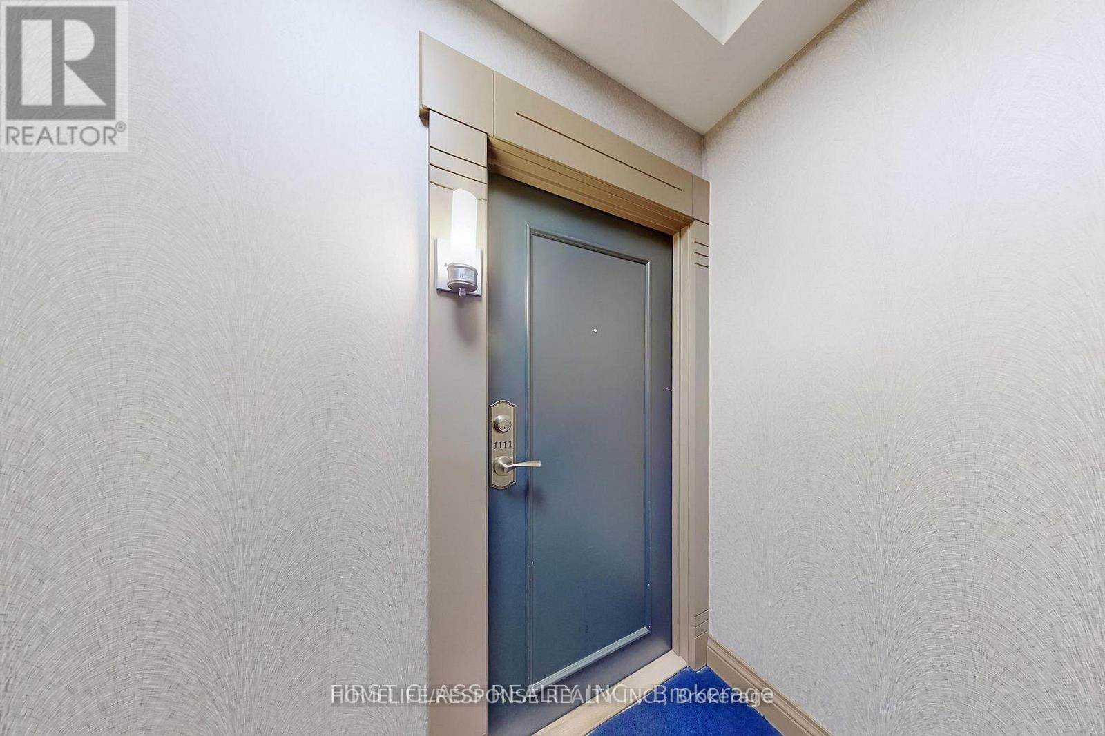 1111 - 38 Cedarland Drive, Markham, Ontario  L6G 0G7 - Photo 4 - N12930666