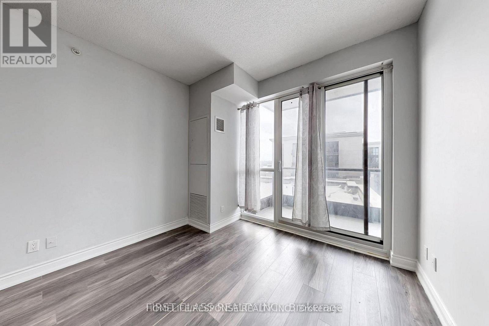 1111 - 38 Cedarland Drive, Markham, Ontario  L6G 0G7 - Photo 11 - N12930666