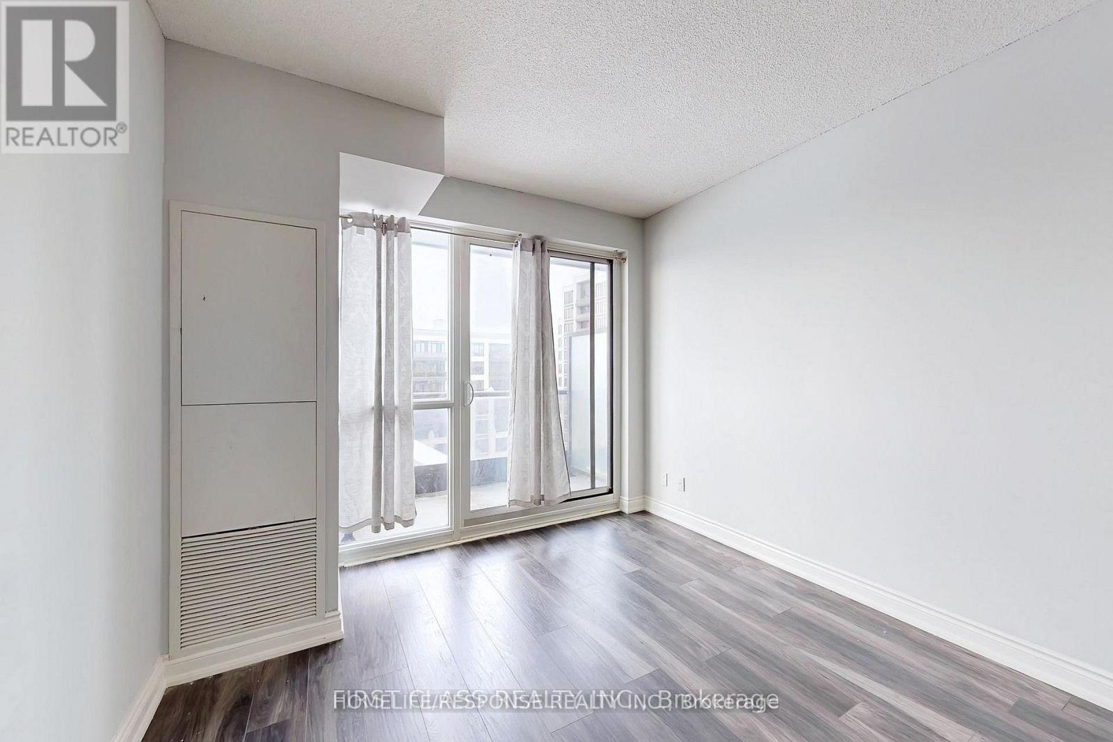 1111 - 38 Cedarland Drive, Markham, Ontario  L6G 0G7 - Photo 12 - N12930666