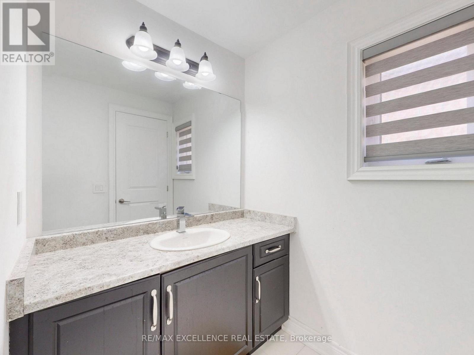 33 Tiger Crescent, Brampton, Ontario  L6R 0C8 - Photo 33 - W12941298