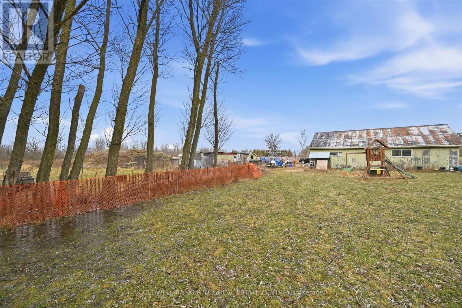 356 Mountain Road, Grimsby, Ontario  L3M 4E7 - Photo 39 - X12741426