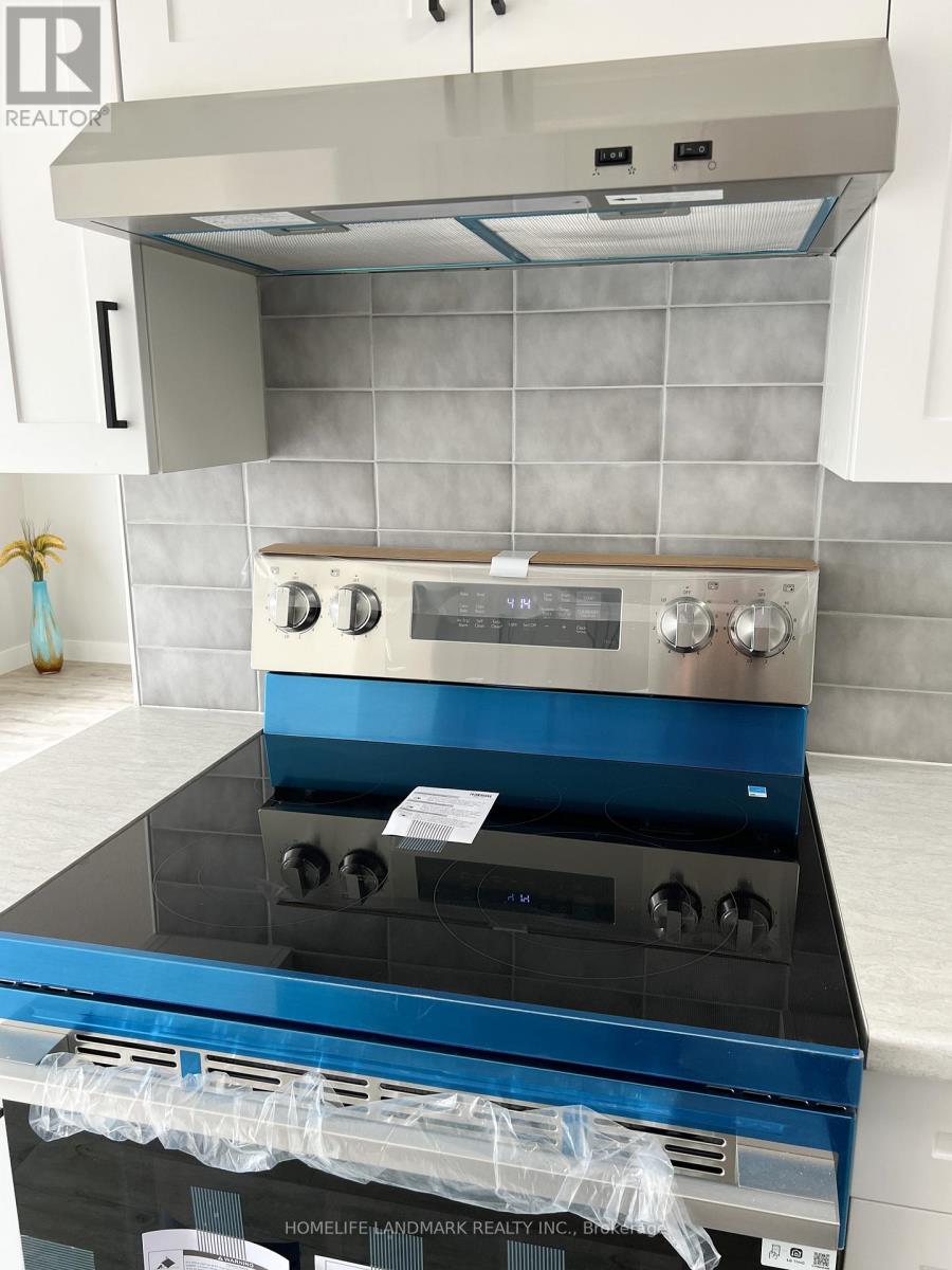 6 Silver Maple Crescent, Barrie (Holly), Ontario  L4N 8T3 - Photo 12 - S12941386