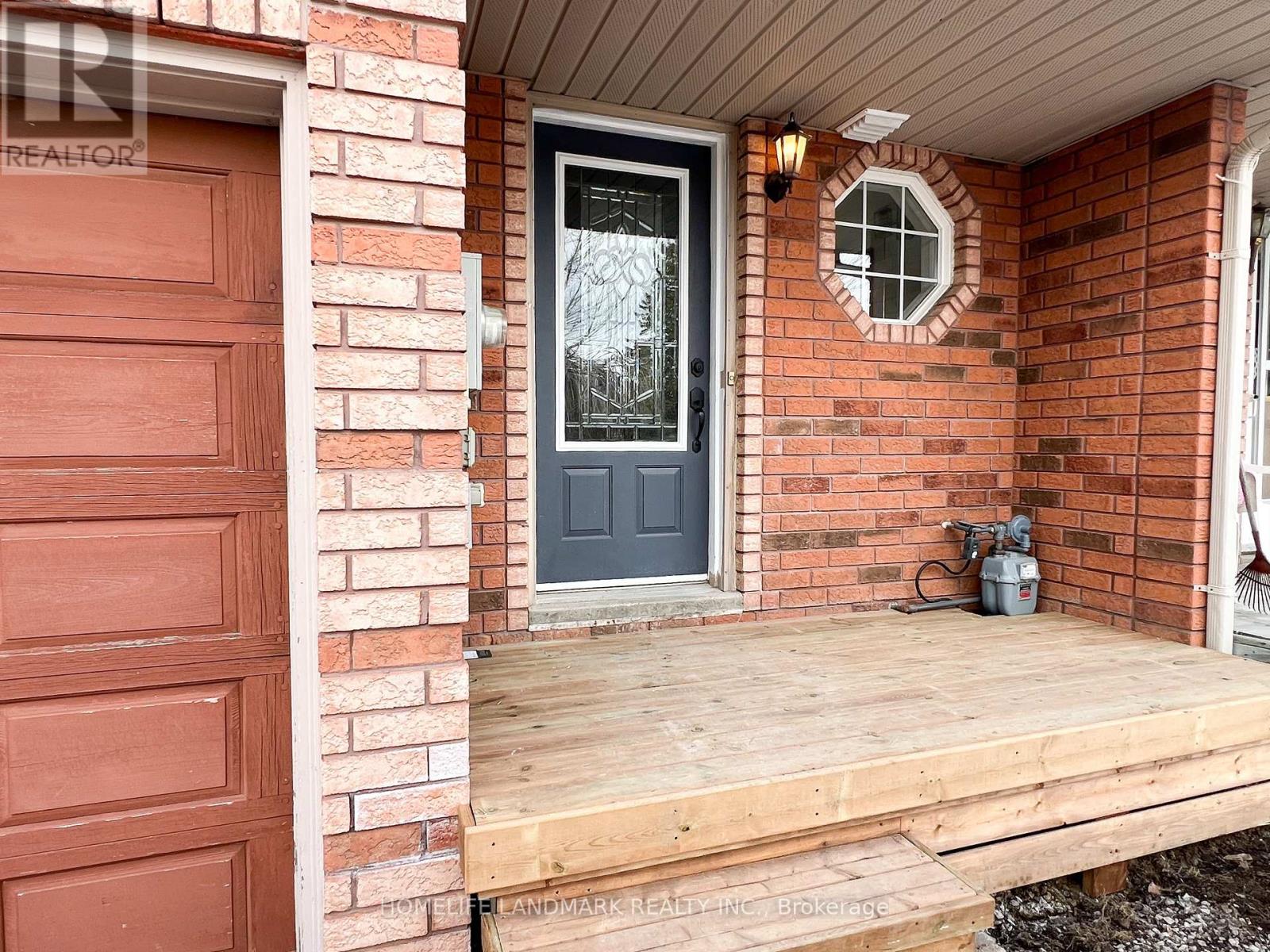 6 Silver Maple Crescent, Barrie (Holly), Ontario  L4N 8T3 - Photo 2 - S12941386