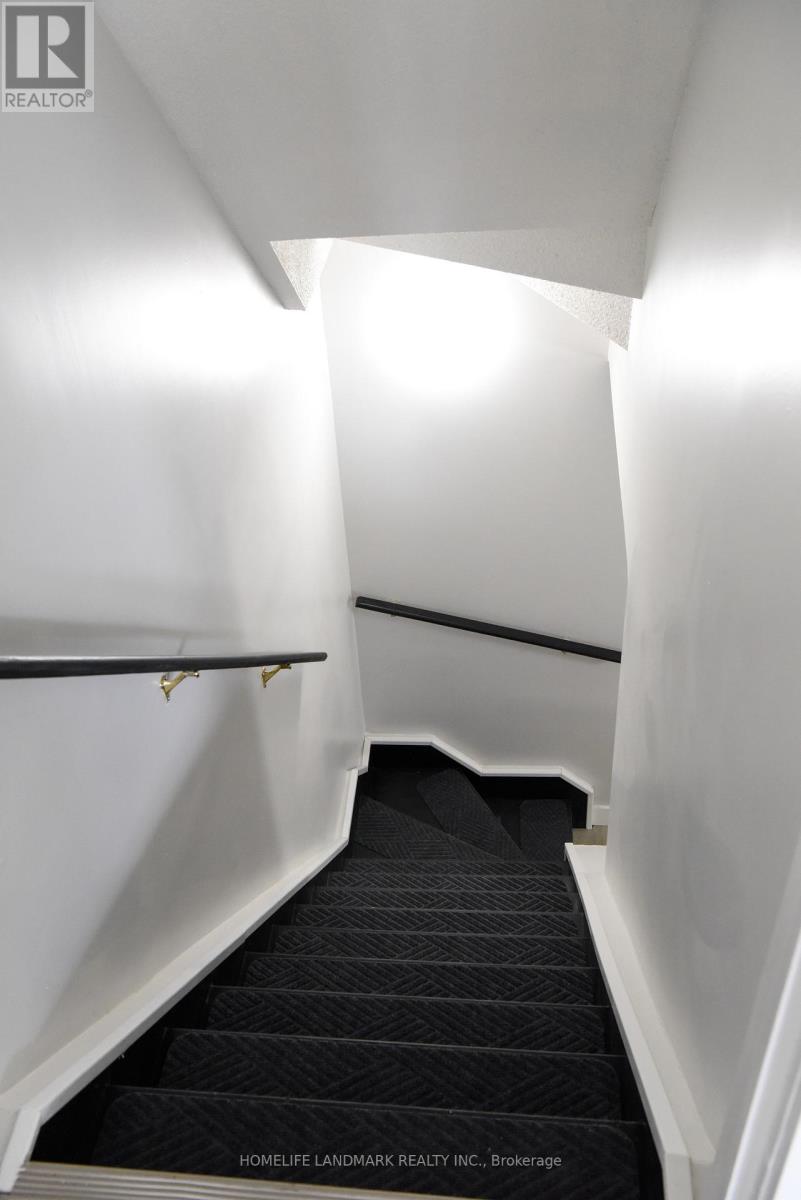 6 Silver Maple Crescent, Barrie (Holly), Ontario  L4N 8T3 - Photo 30 - S12941386