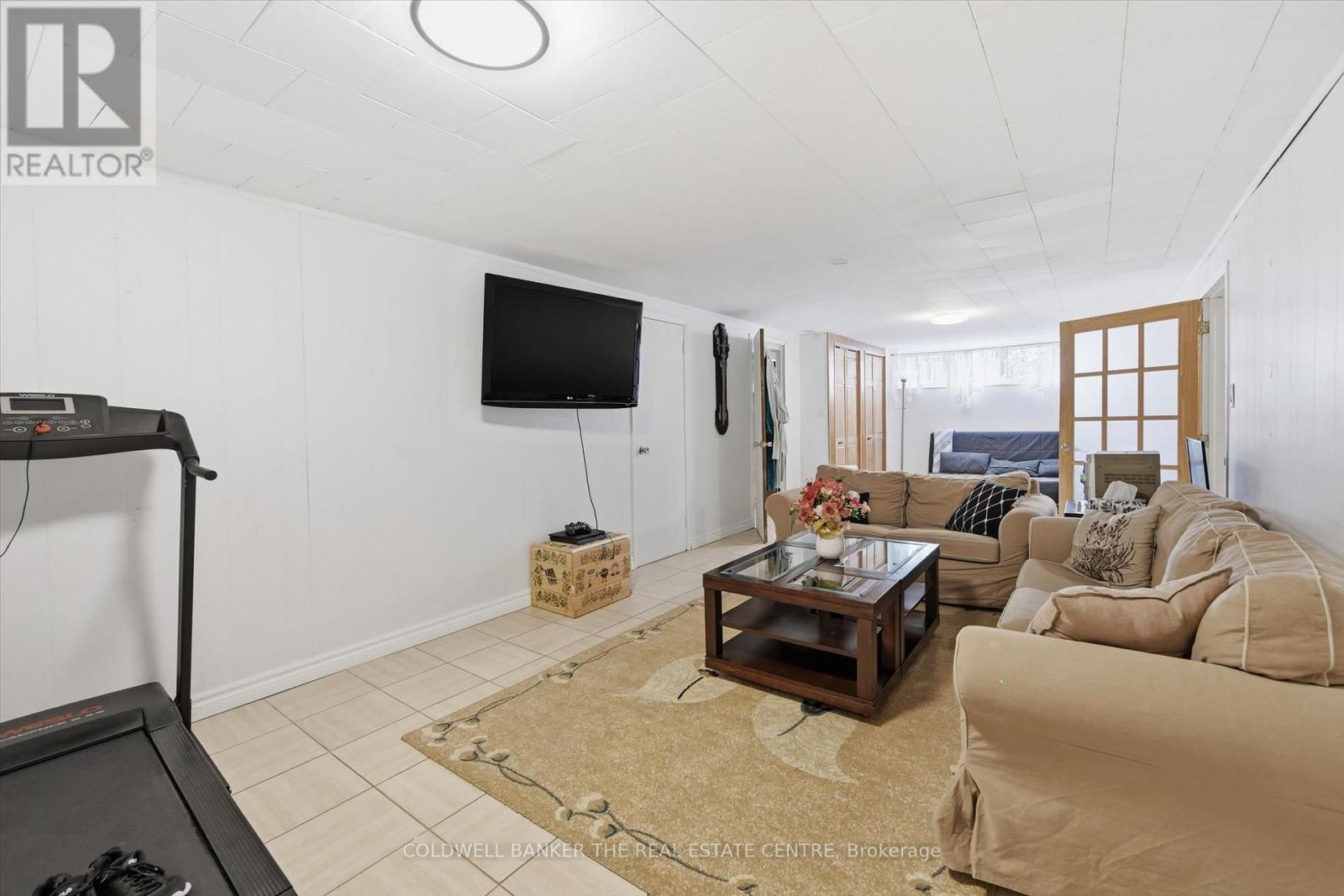 356 Mountain Road, Grimsby, Ontario  L3M 4E7 - Photo 25 - X12741426