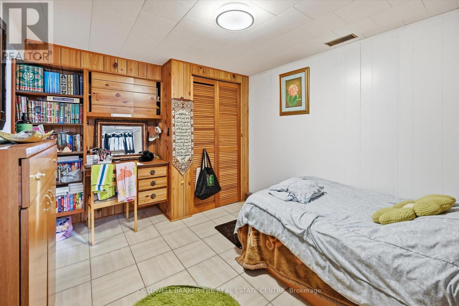 356 Mountain Road, Grimsby, Ontario  L3M 4E7 - Photo 35 - X12741426