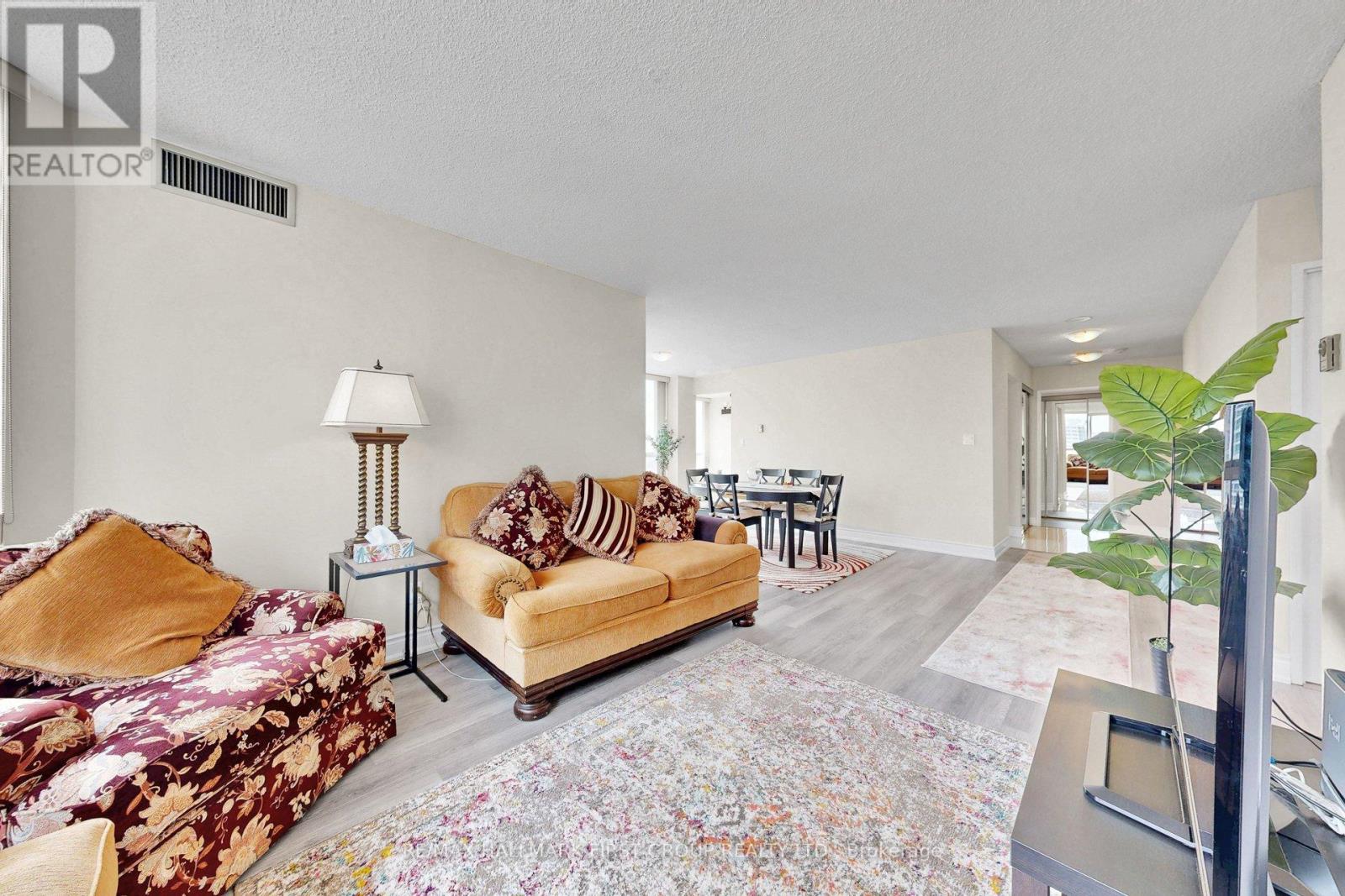 1603 - 3605 Kariya Drive, Mississauga, Ontario  L5B 3J4 - Photo 11 - W12941342